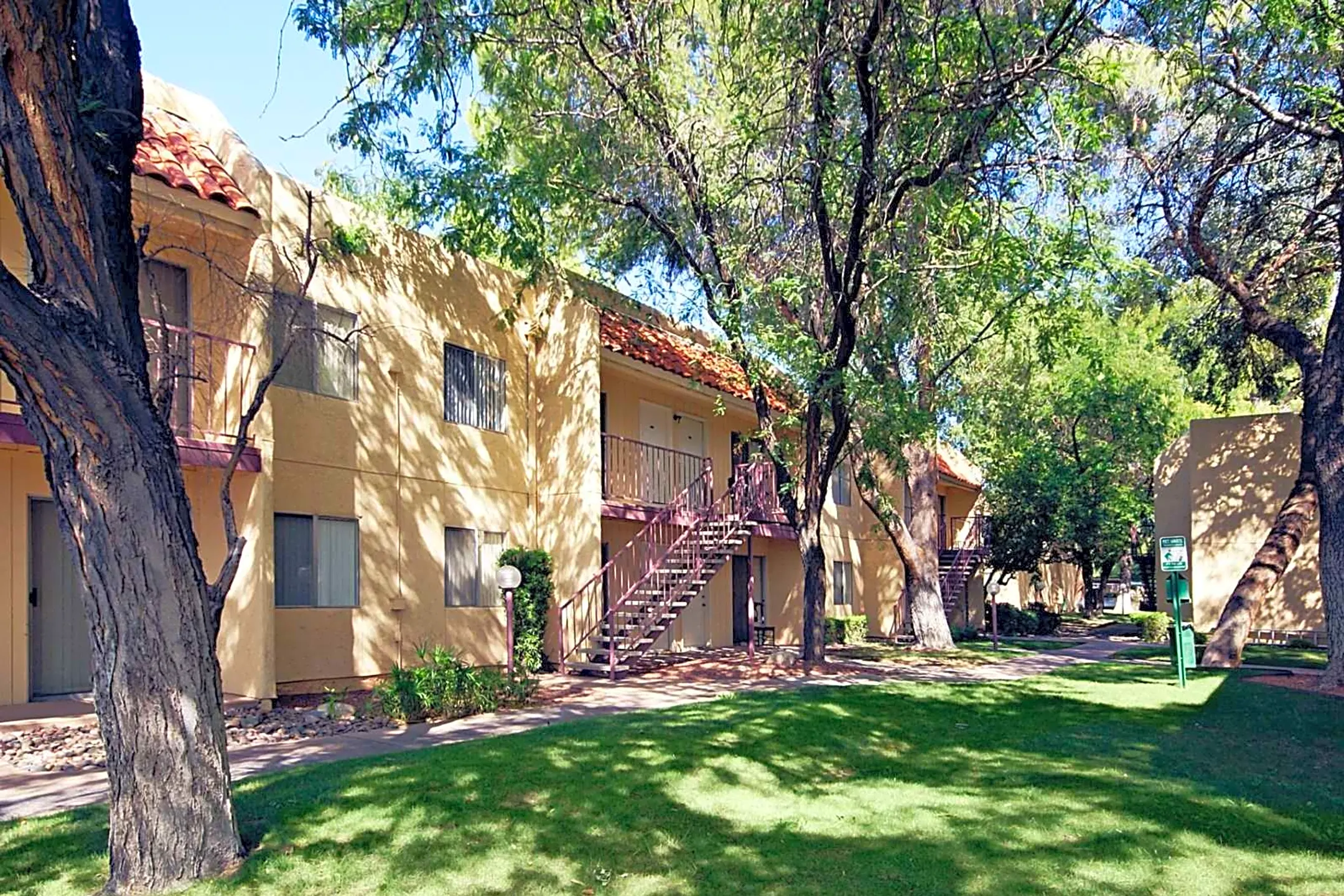 Posada Del Rio Apartments Tucson