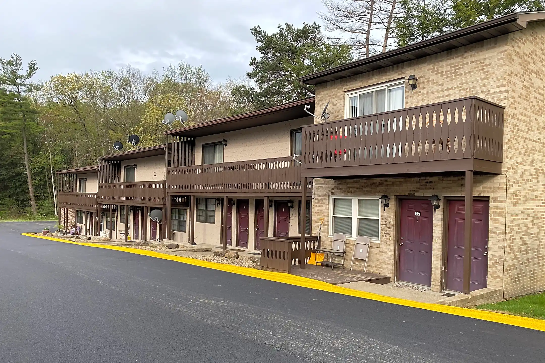 250 Rustic Lodge Rd Apartments Indiana, PA 15701