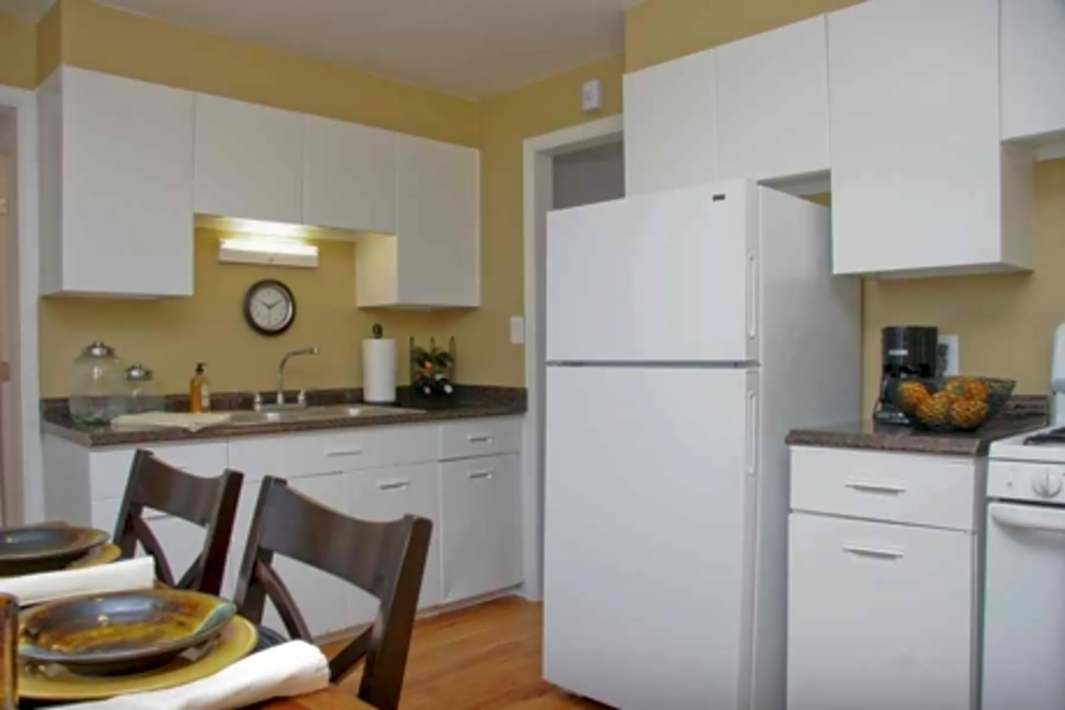 Highland Legends Apartments 7151 Quebec St Commerce City, CO