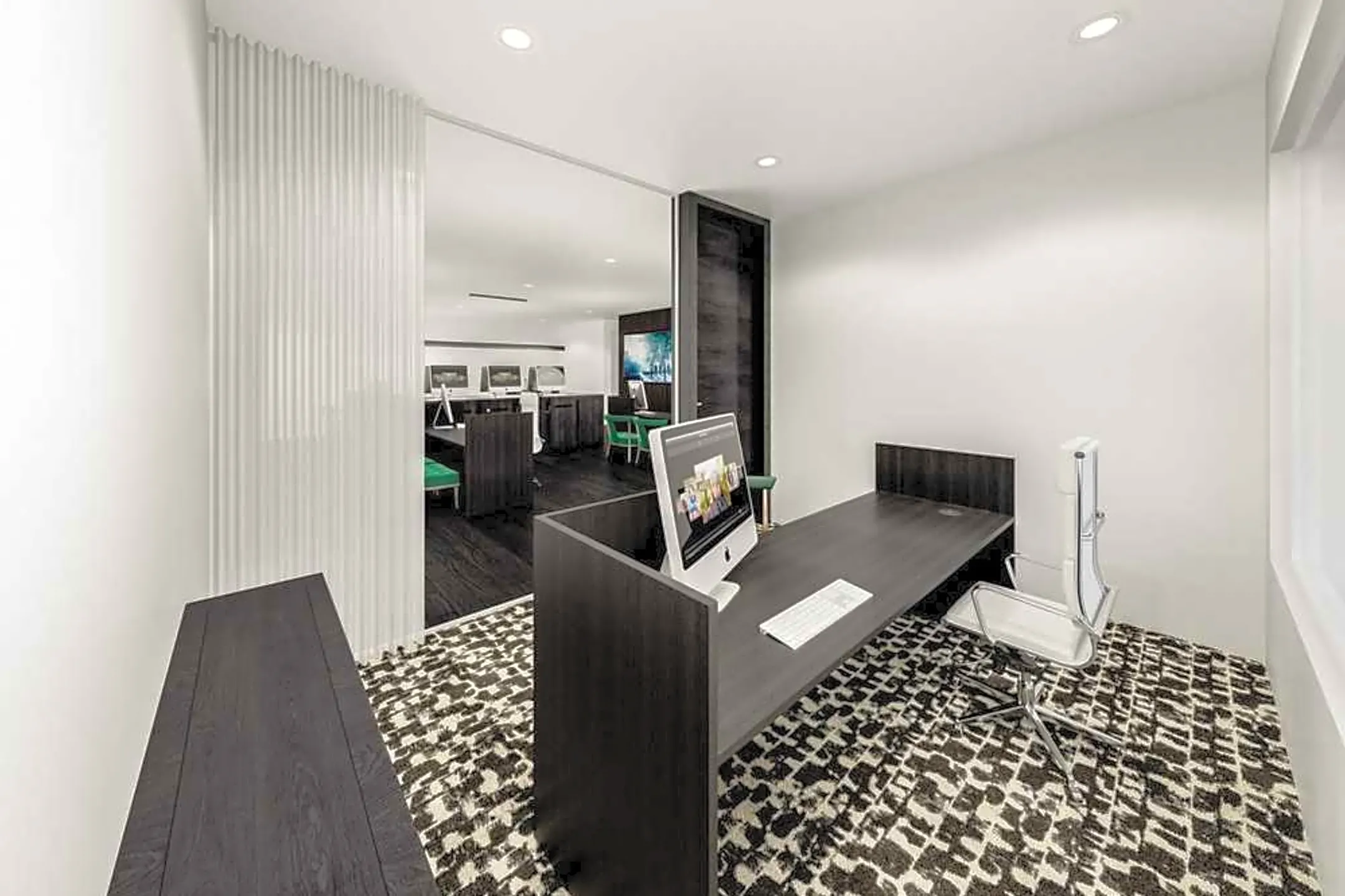 Leasing Office - The Ivy - Tampa, FL