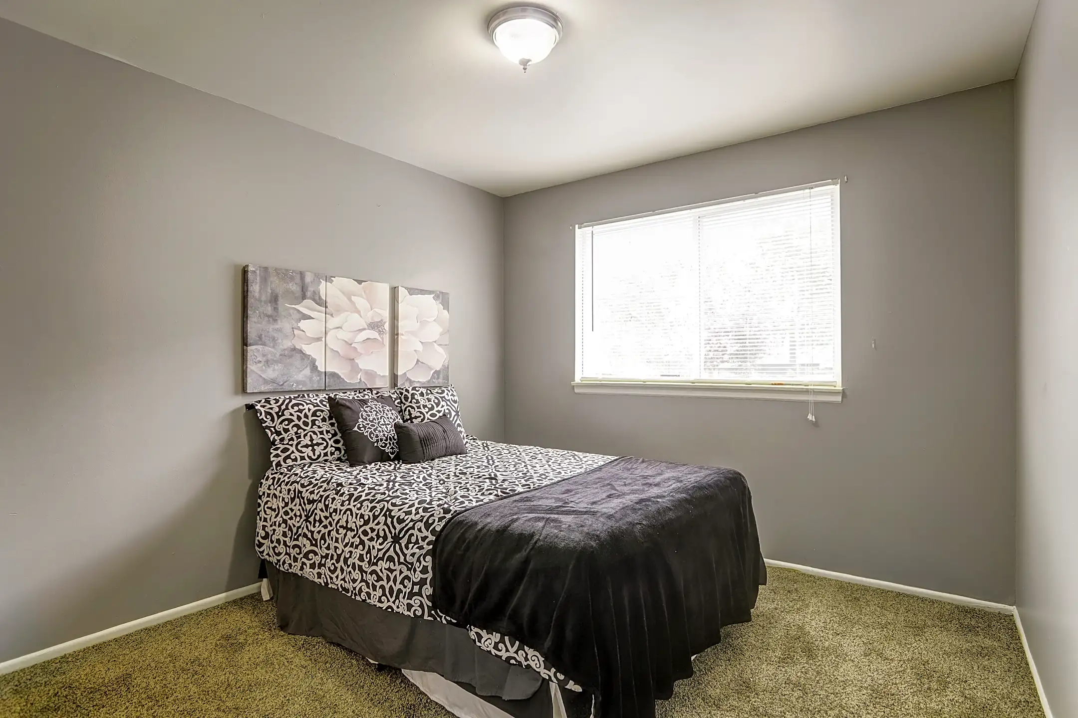 Parkville Place Apartments 9203 NW 60th St Parkville, MO Apartments