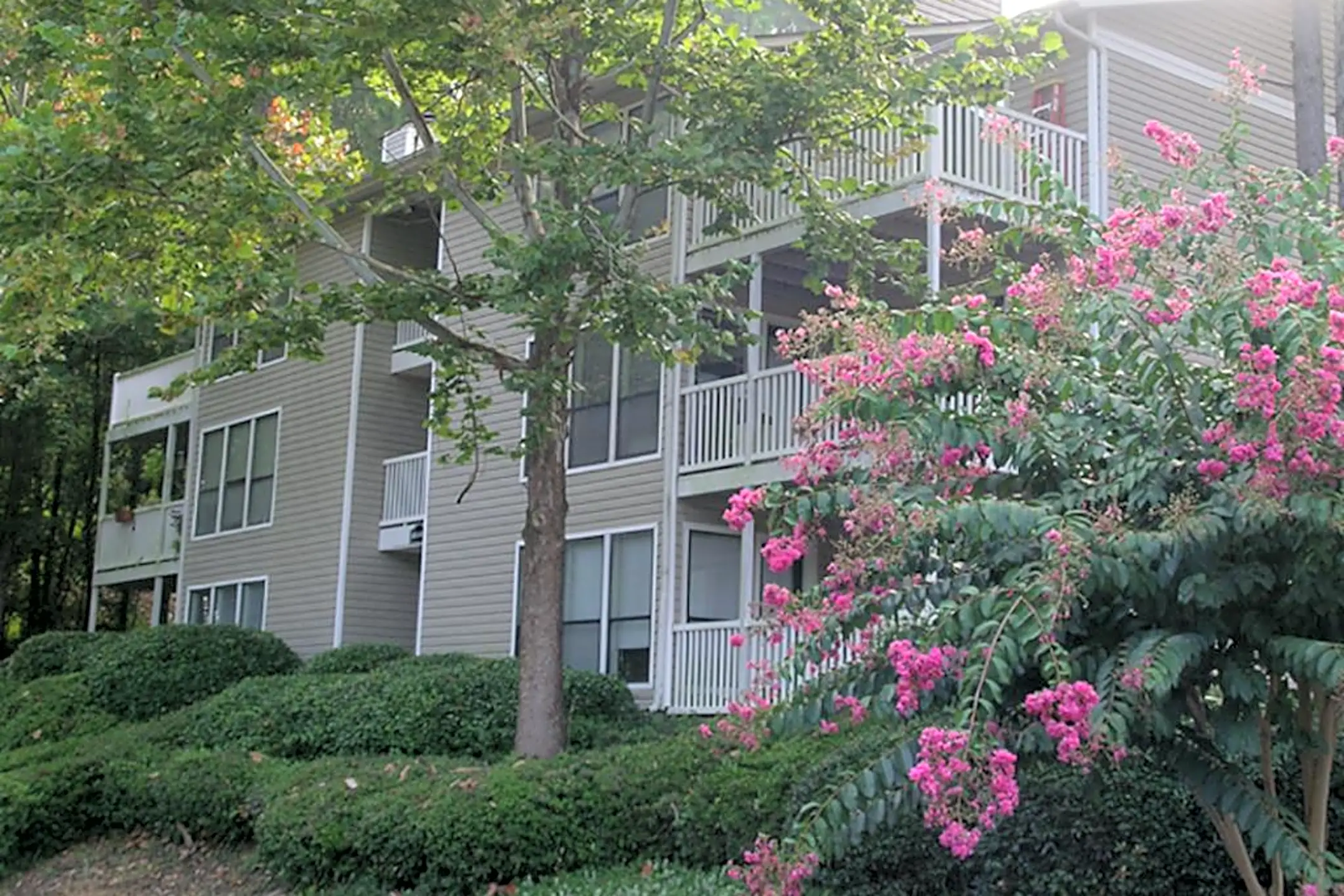 Silver Creek Apartments Marietta, GA 30068