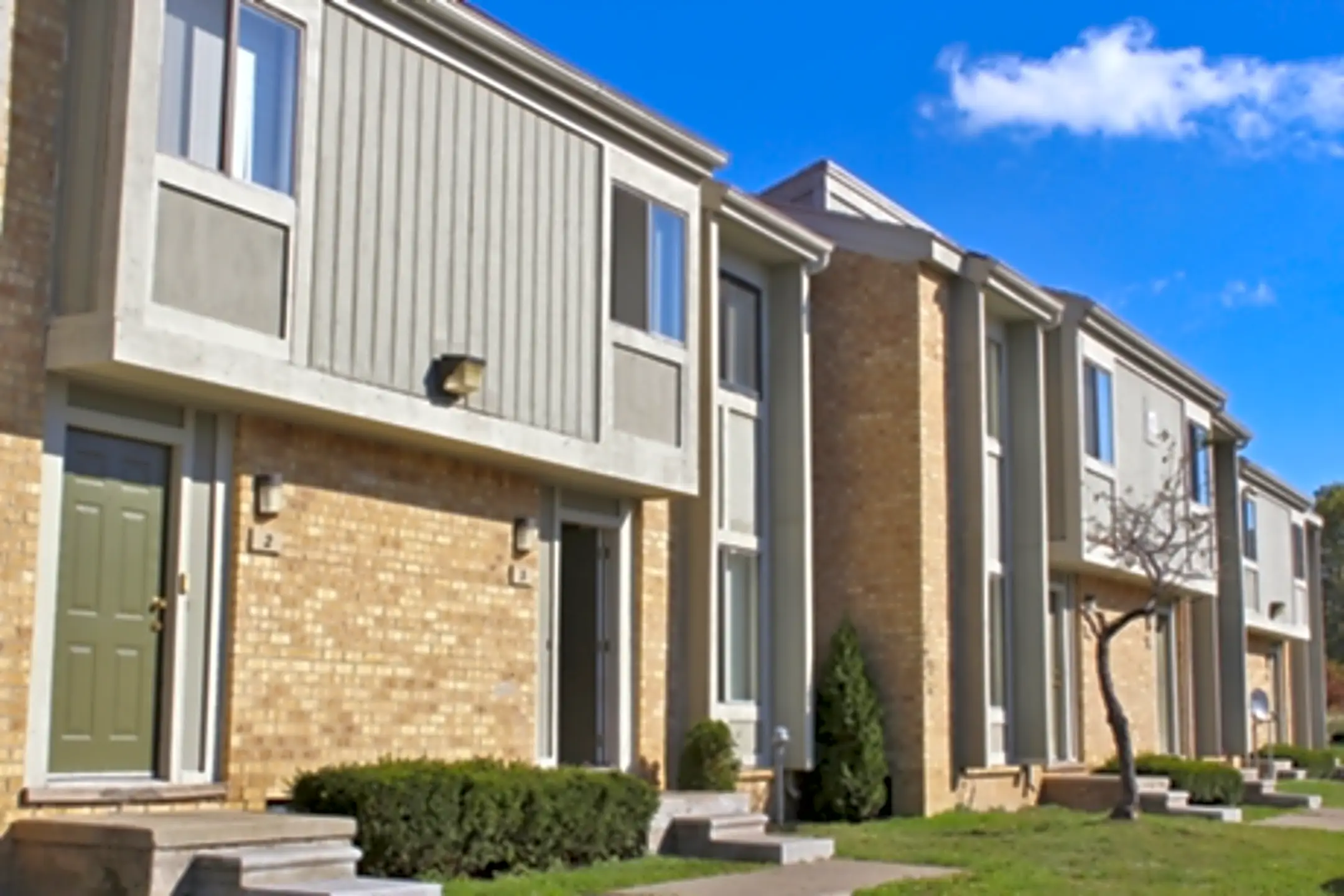 Turtle Creek Apartment Homes 1 Oak Creek Ln Pontiac, MI Apartments for Rent Rent.