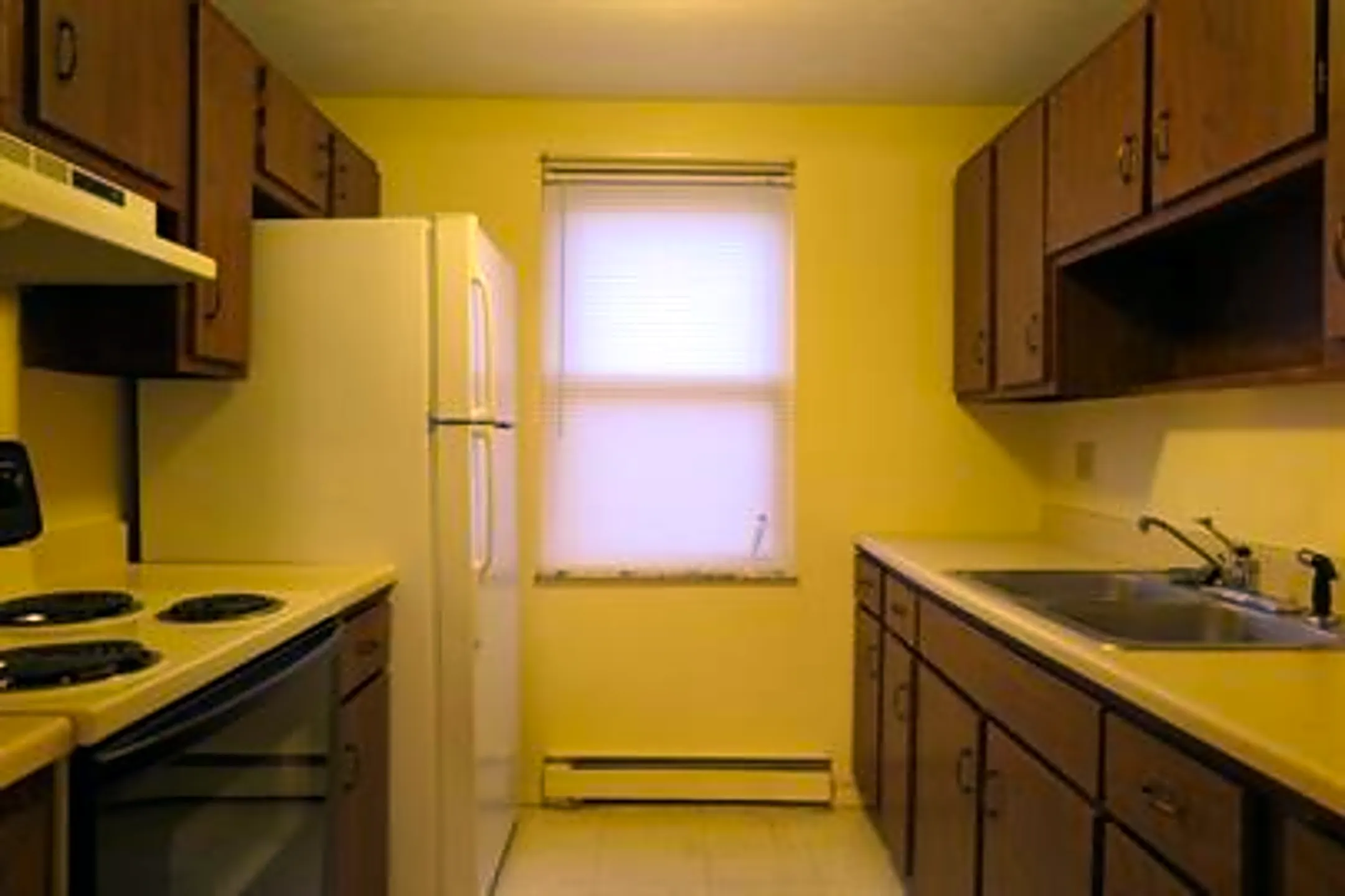 316 W 5th St Houses Marysville, OH 43040