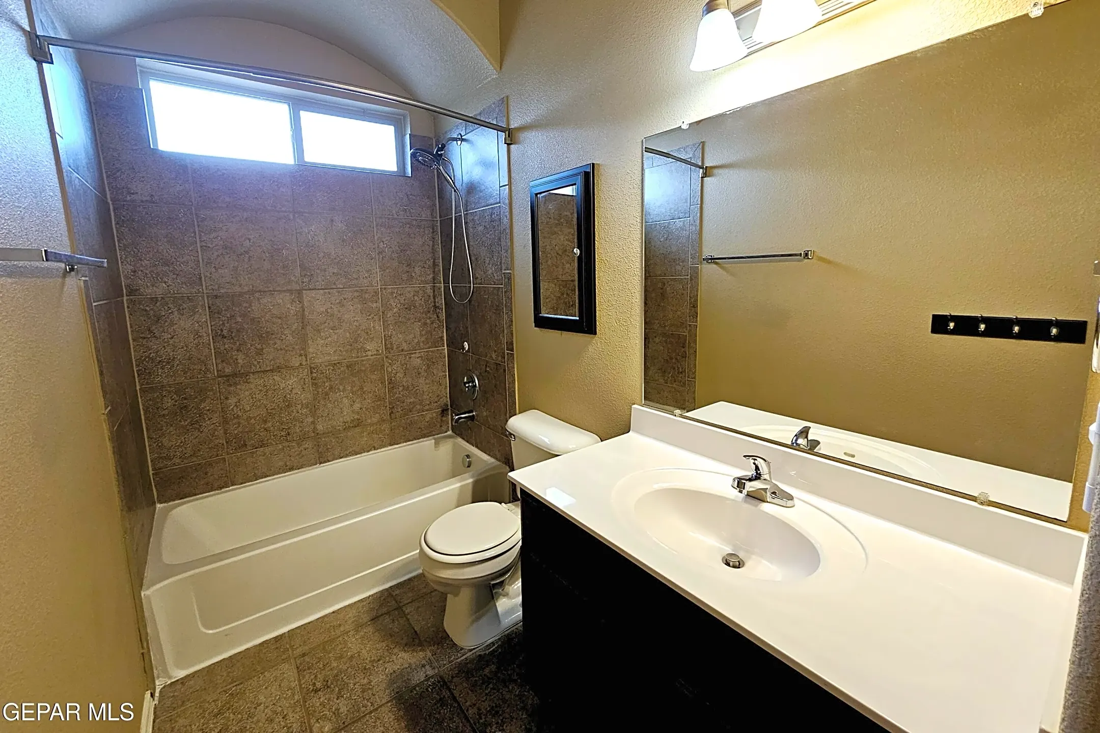 Bathroom - 12185 Copper Valley Ln - El Paso, TX