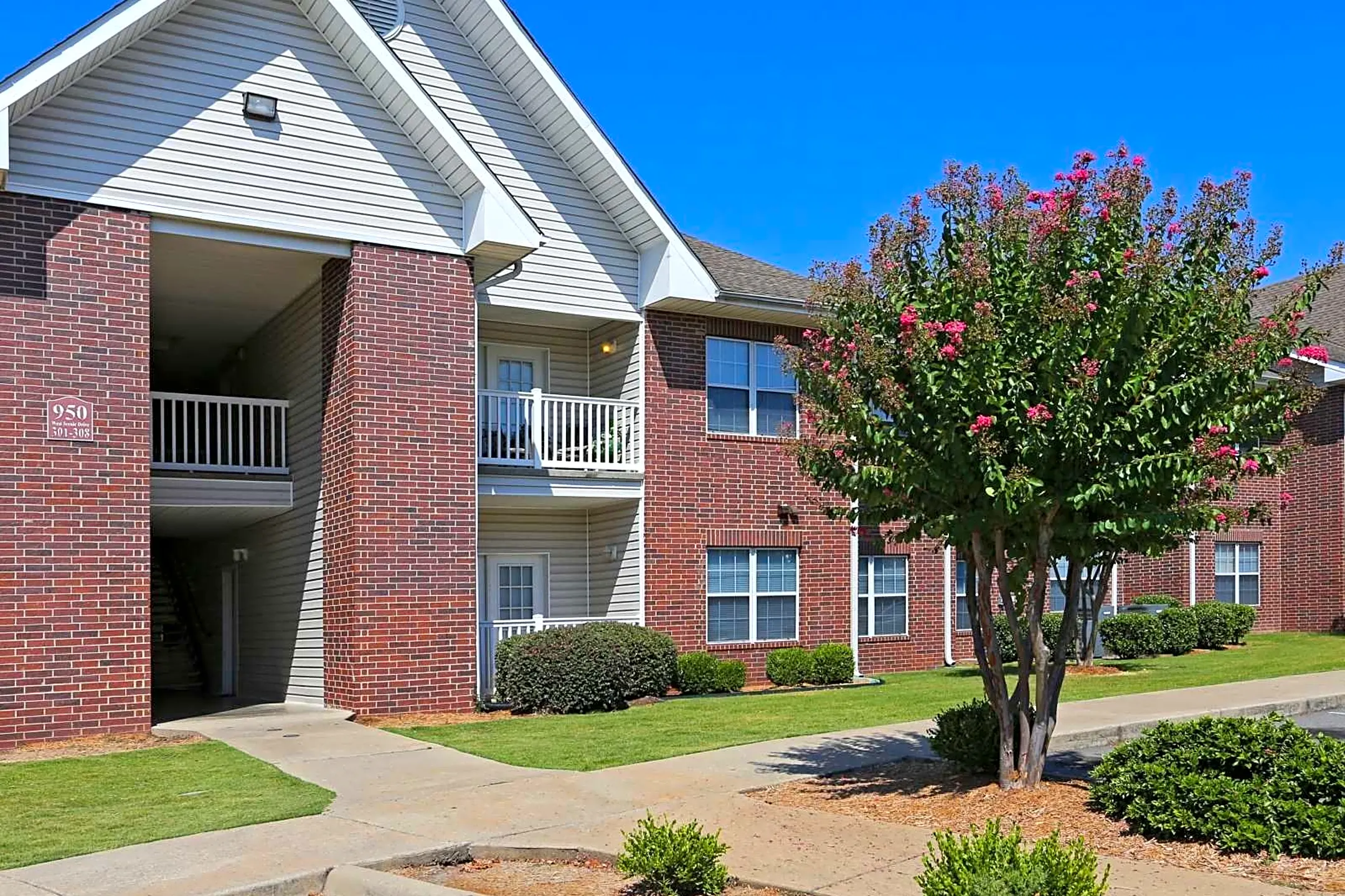 The Ridge at Little Rock - 940 W Scenic Dr | North Little Rock, AR ...