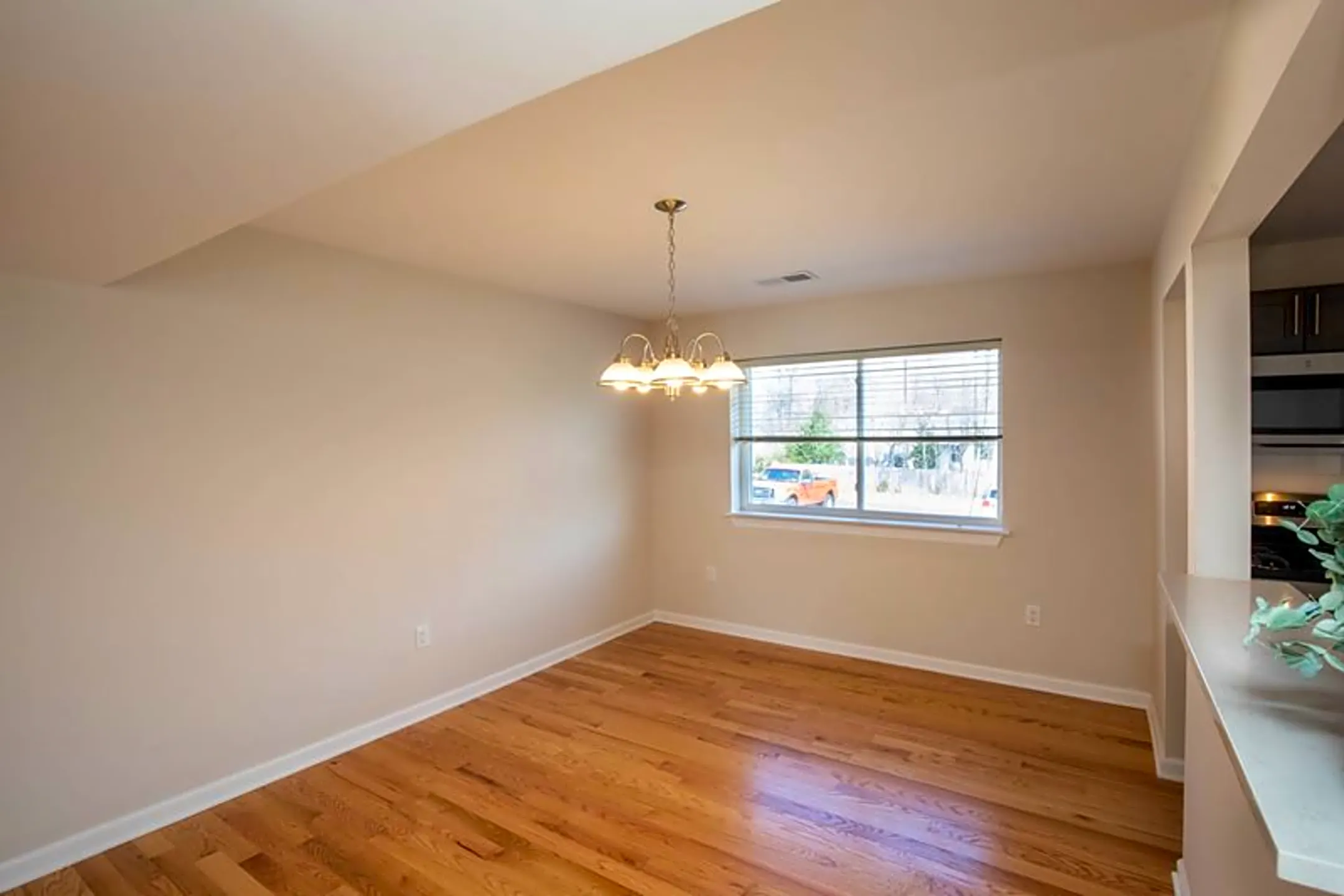 PARSONAGE HILL VILLAGE 307 Parsonage Rd Edison, NJ Apartments for