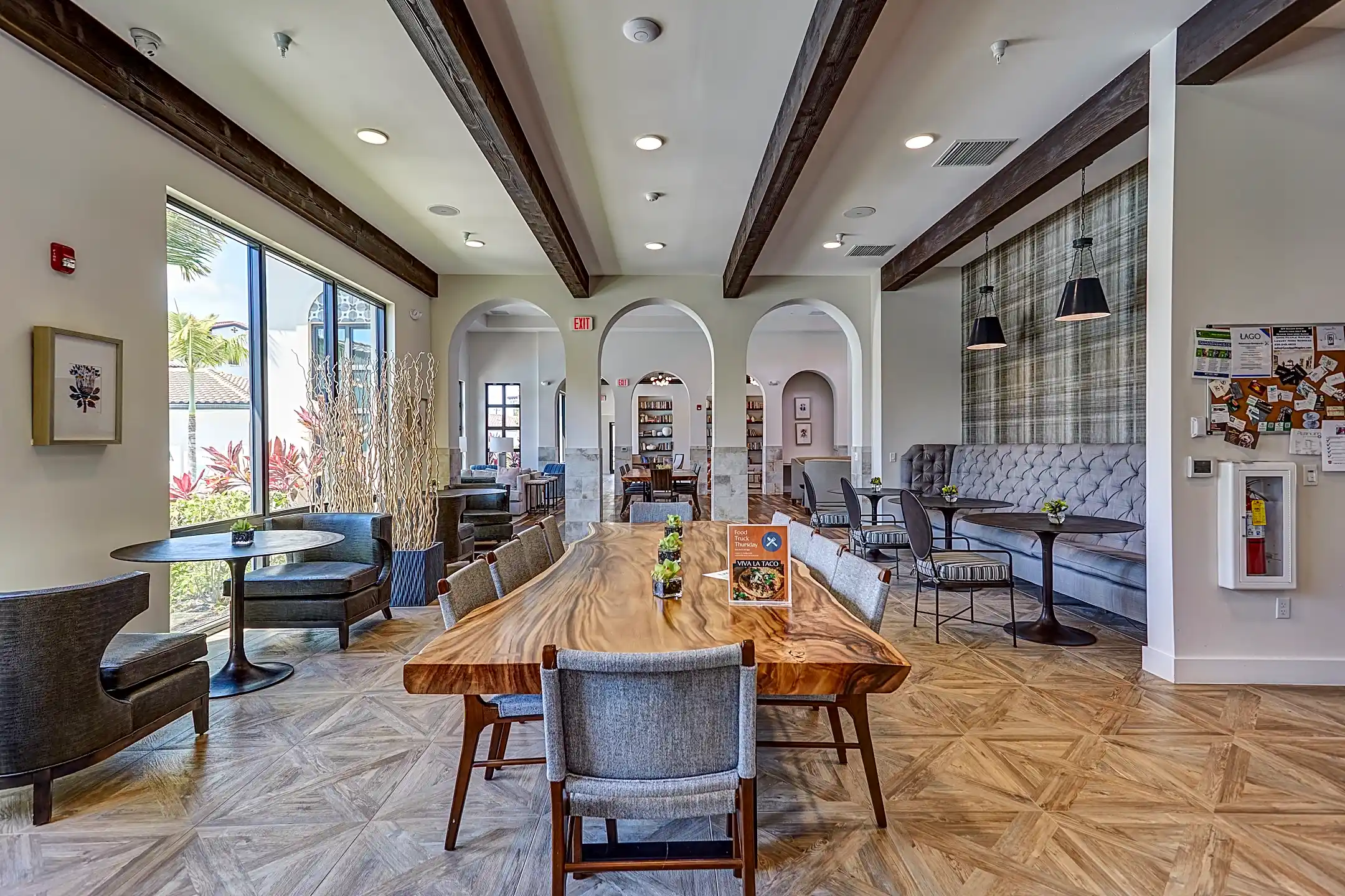 Lago Apartments Naples, FL 34104