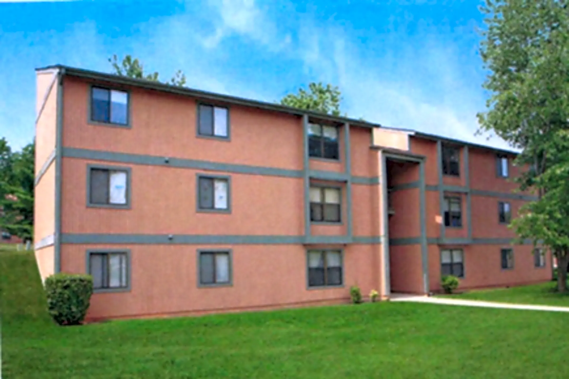 Deer Run Apartments Harrisonburg, VA 22801