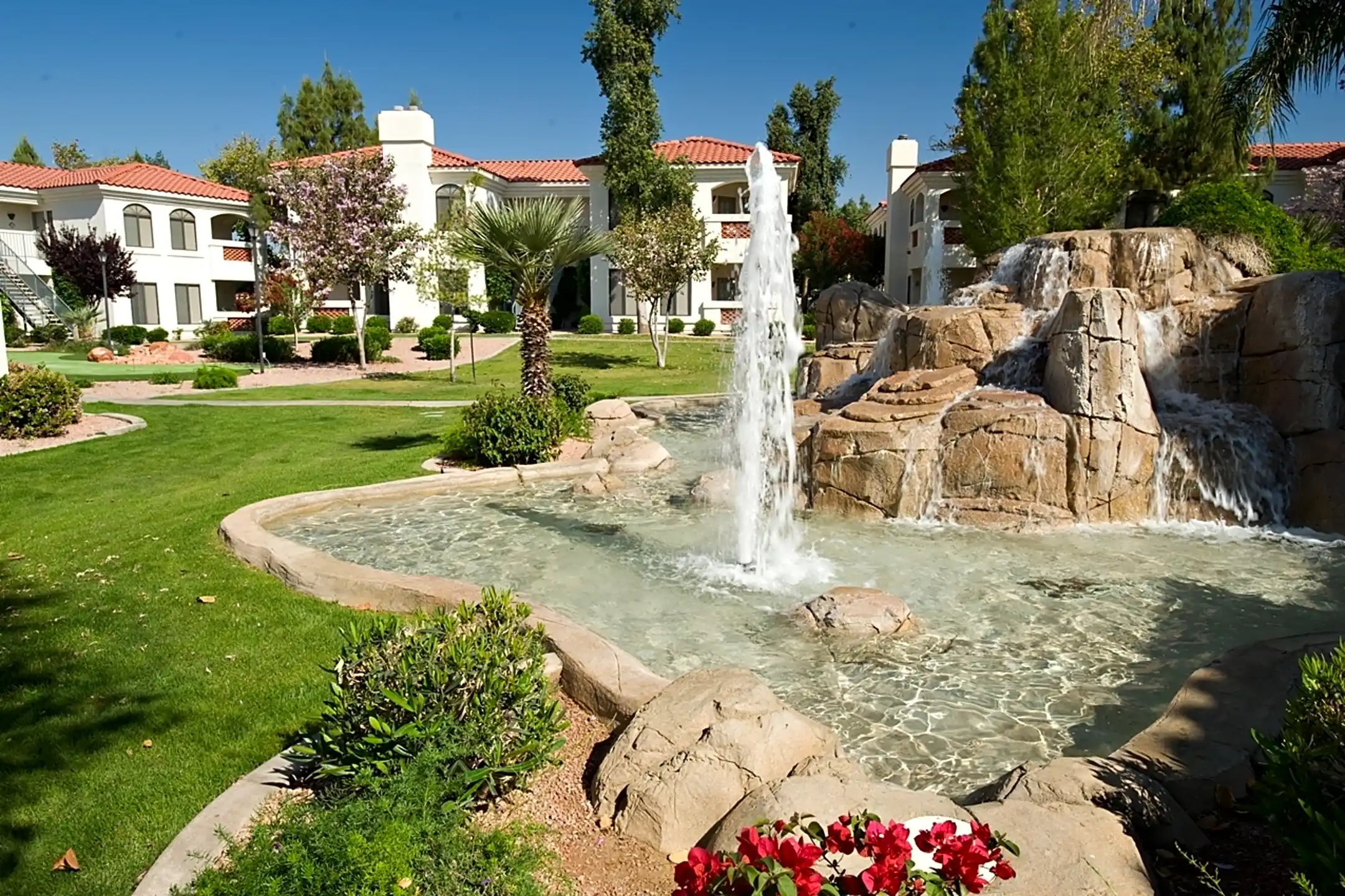 San Antigua In McCormick Ranch 8311 E Via De Ventura Scottsdale, AZ