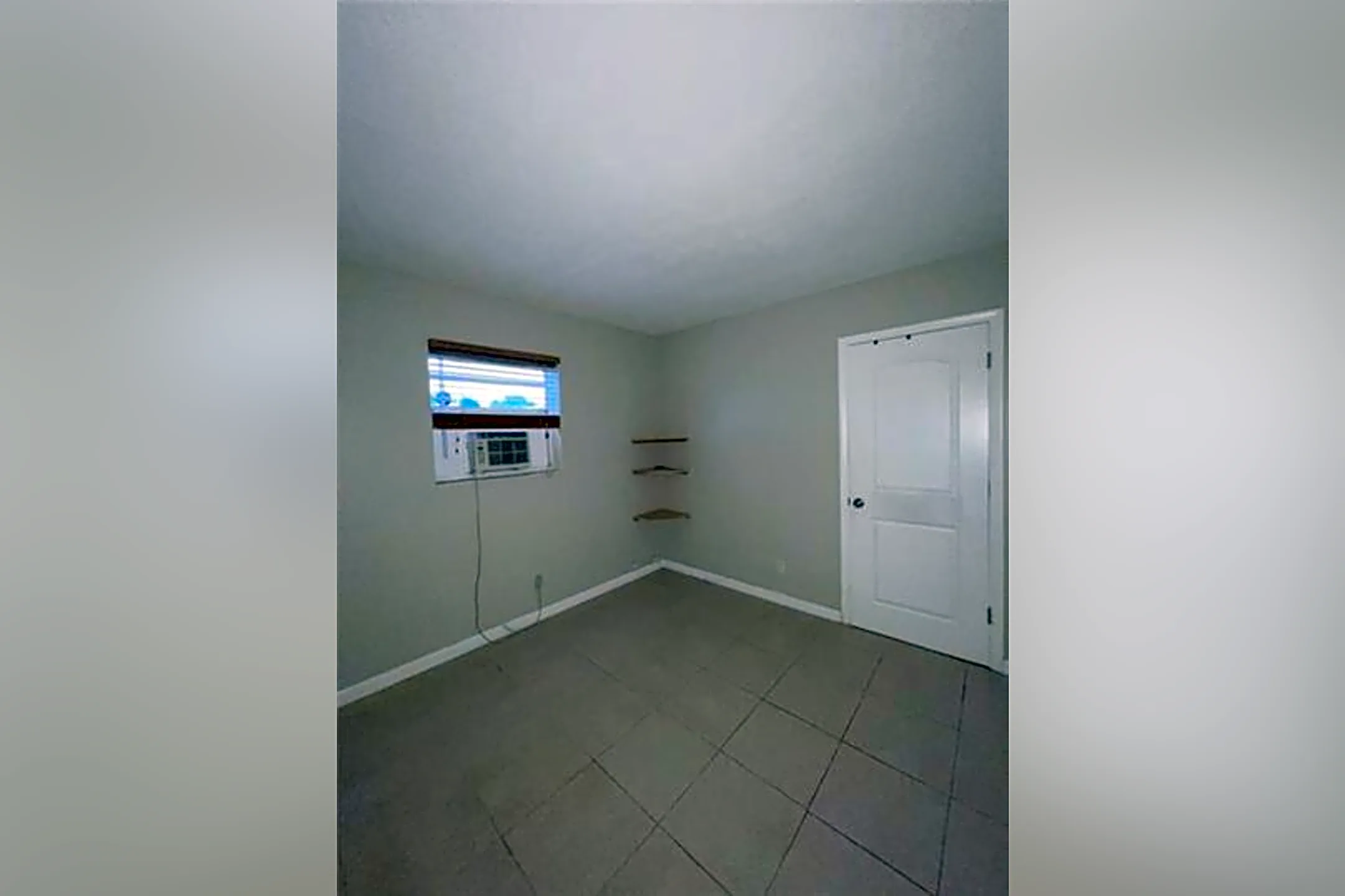 2243 Farragut St Houses Hollywood, FL 33020