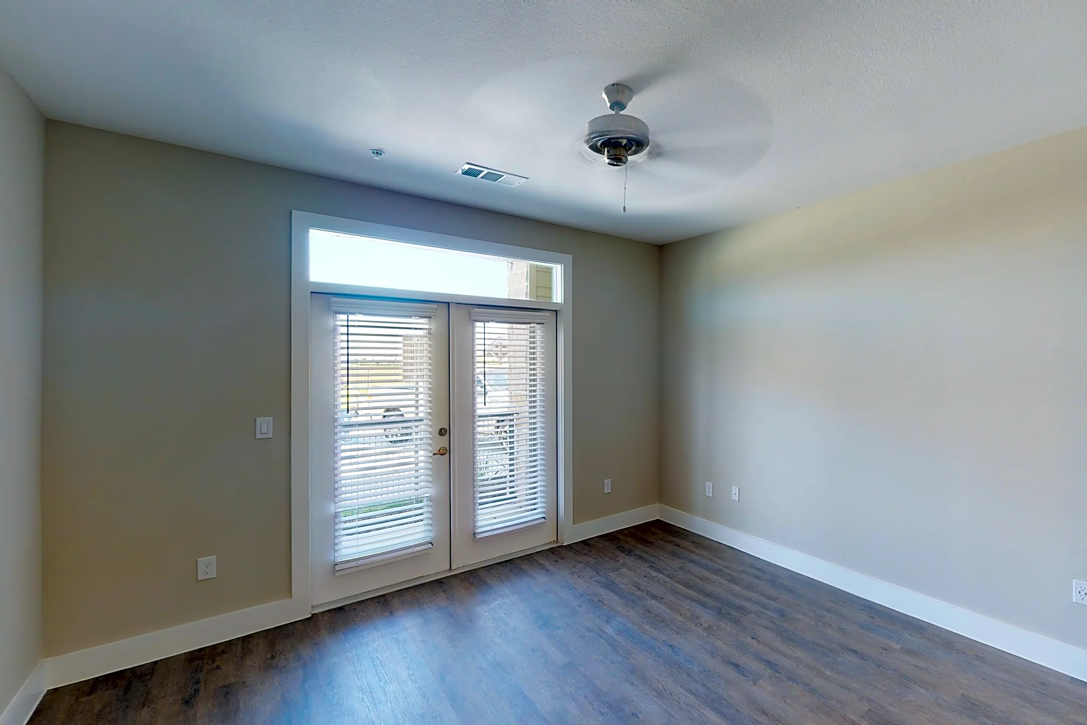 Living Room - Granary Flats - Richmond, TX