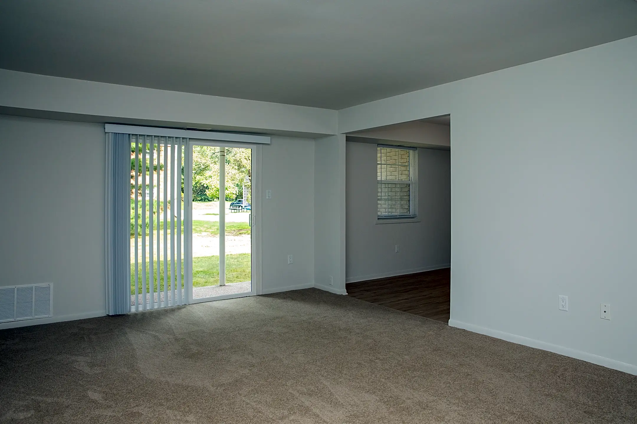 Gateway Apartments 200 Gateway Dr Kingston, PA Apartments for Rent