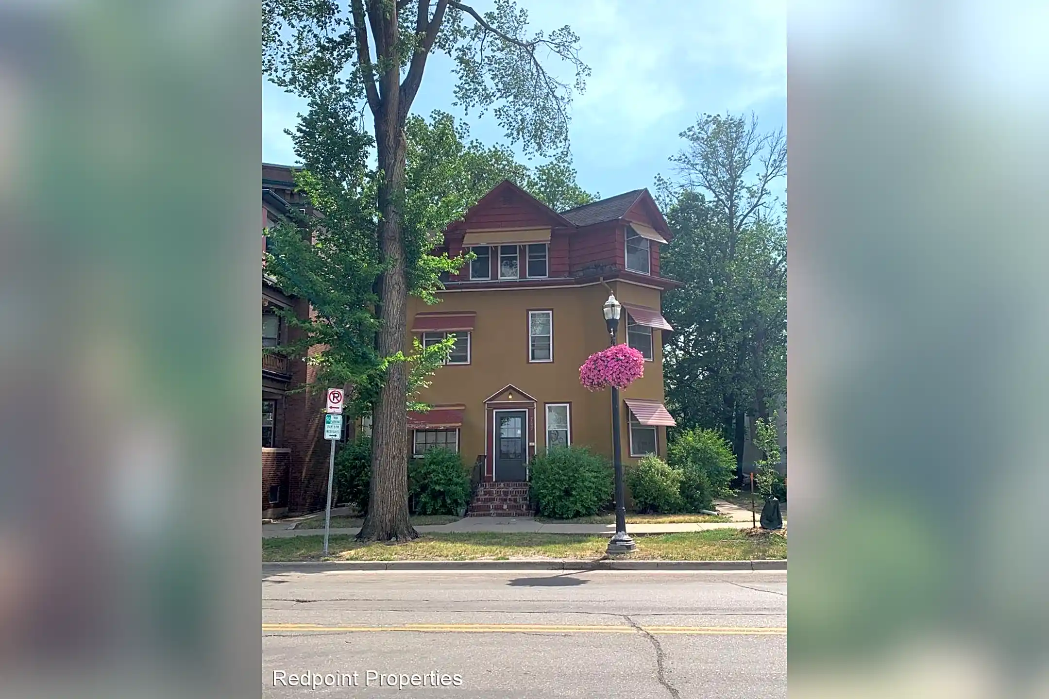 Building - 707 Broadway N - Fargo, ND