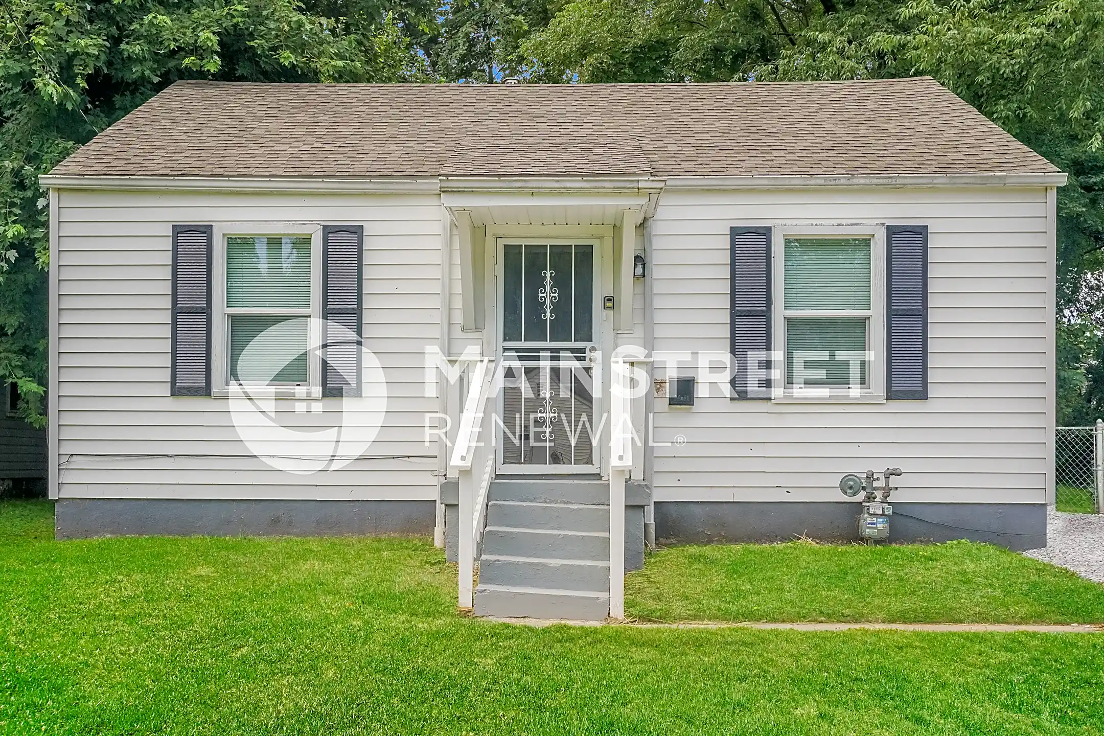 Patio / Deck - 3002 Penway Ave - Louisville, KY
