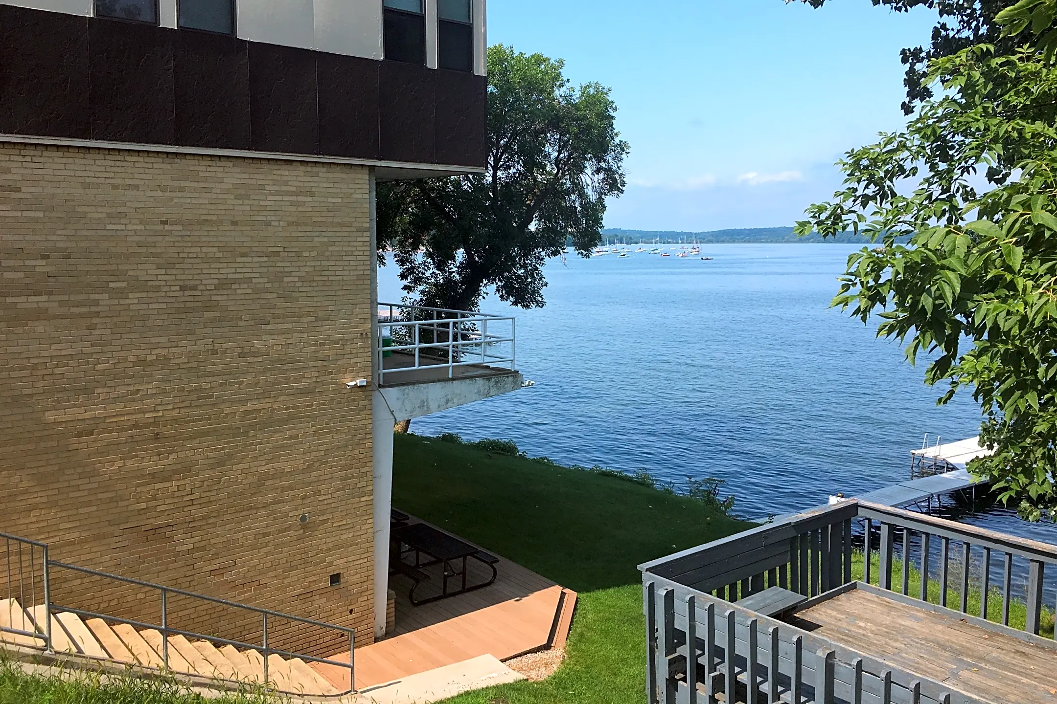 Mendota Lakeshore Apartments - Madison, WI 53703