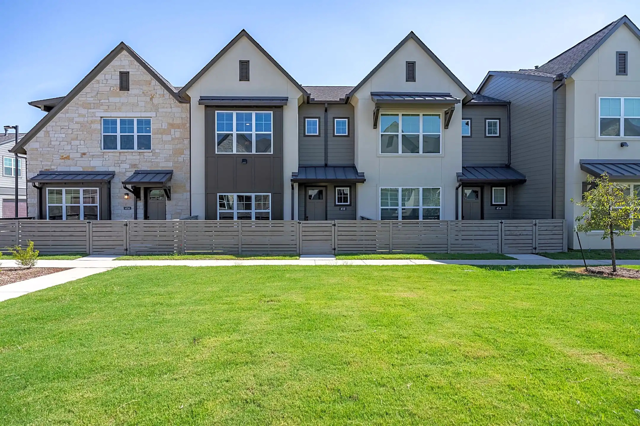 Escalon Townhomes 181 S Brook Dr Leander, TX Houses for Rent Rent.