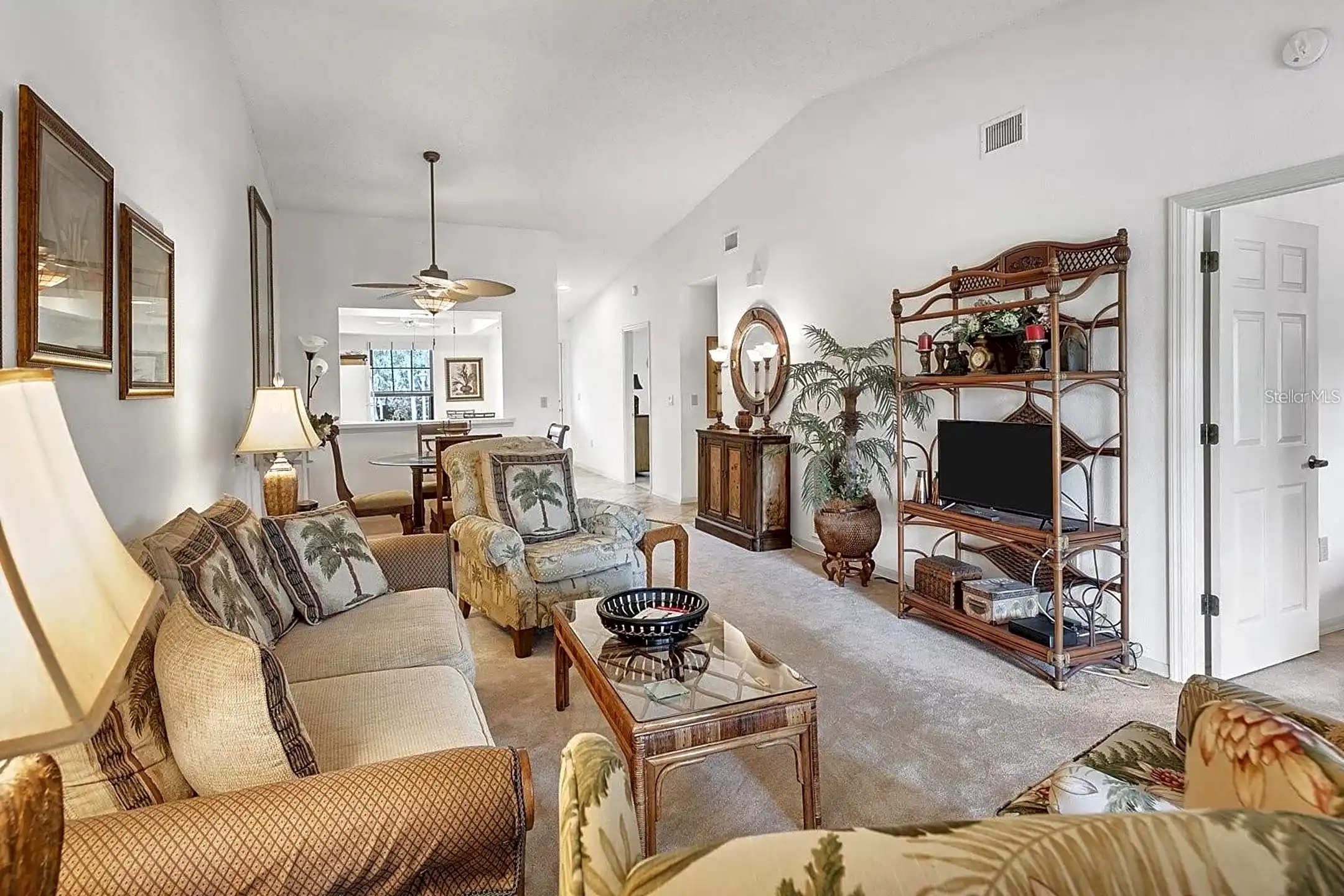 4440 Weybridge St 80 Condos Sarasota, FL 34235