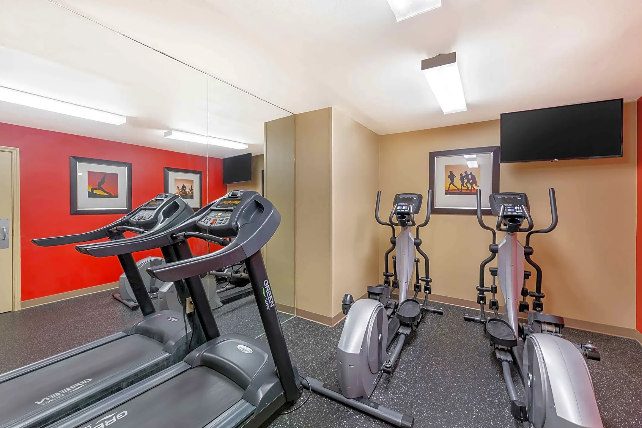 Fitness Weight Room - Furnished Studio - Akron - Copley - West - Copley, OH