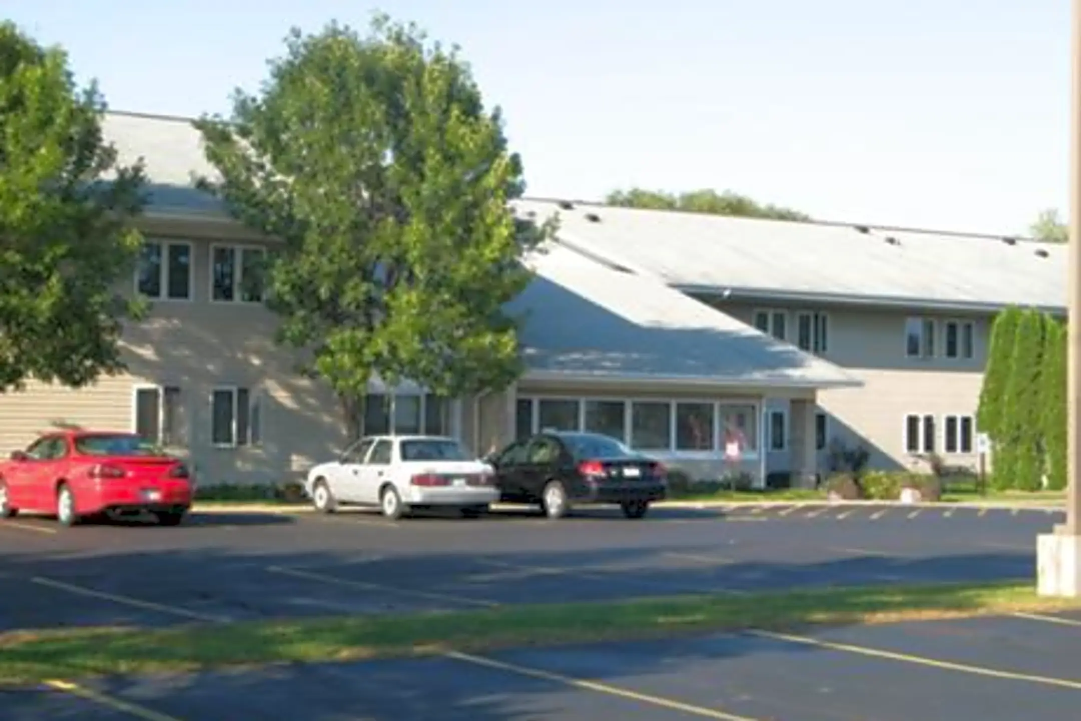 Parkview I Apartment Homes 106 Gillette St Pardeeville, WI