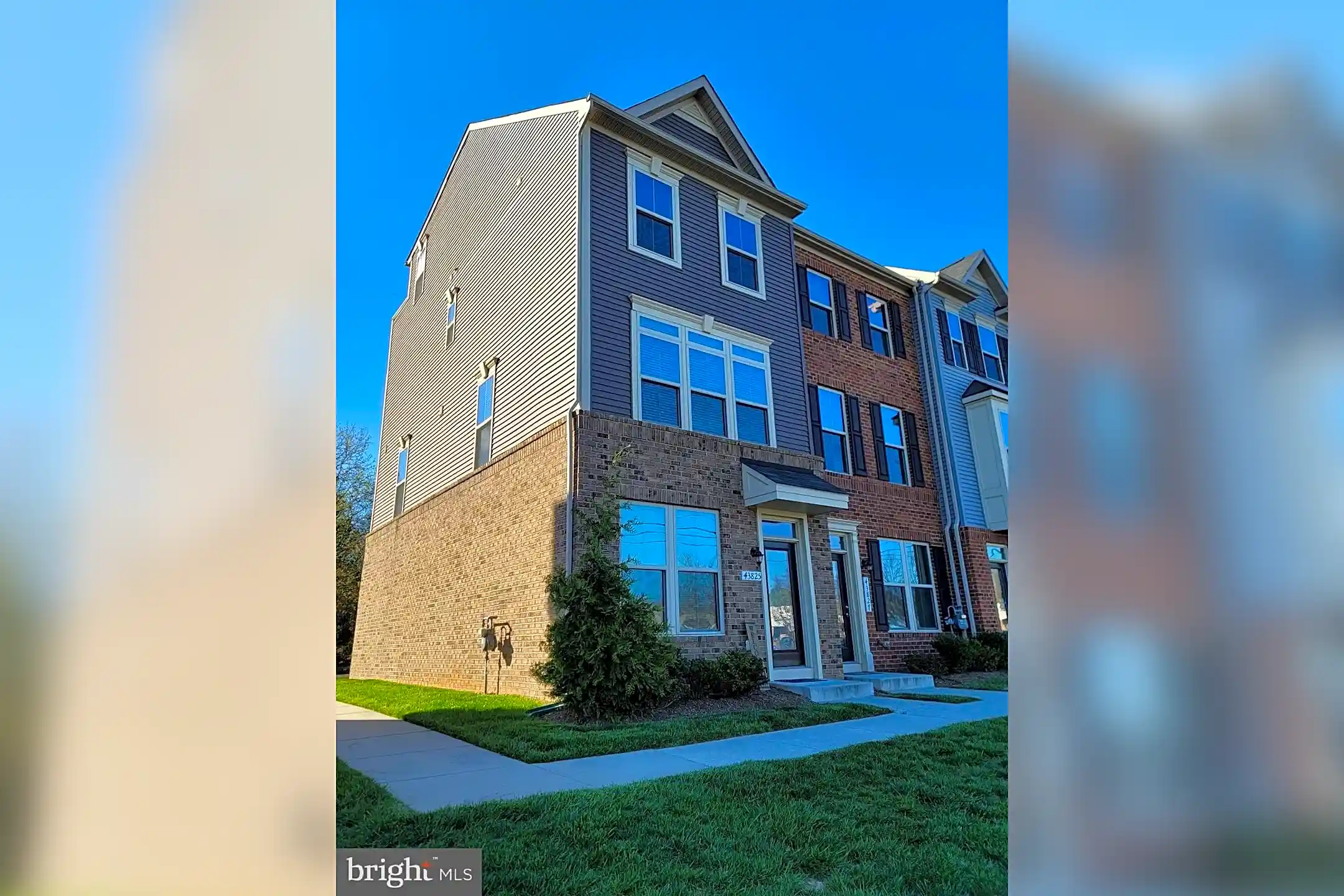 43825 Stubble Cor Sq Townhomes Ashburn, VA 20147