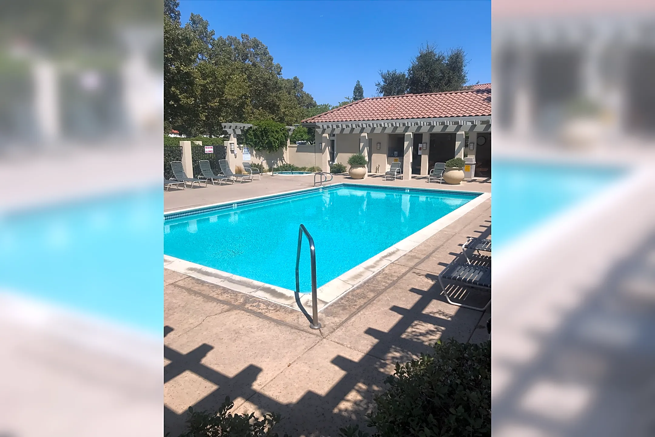 Pool - Vineyard Court Apartments - Morgan Hill, CA
