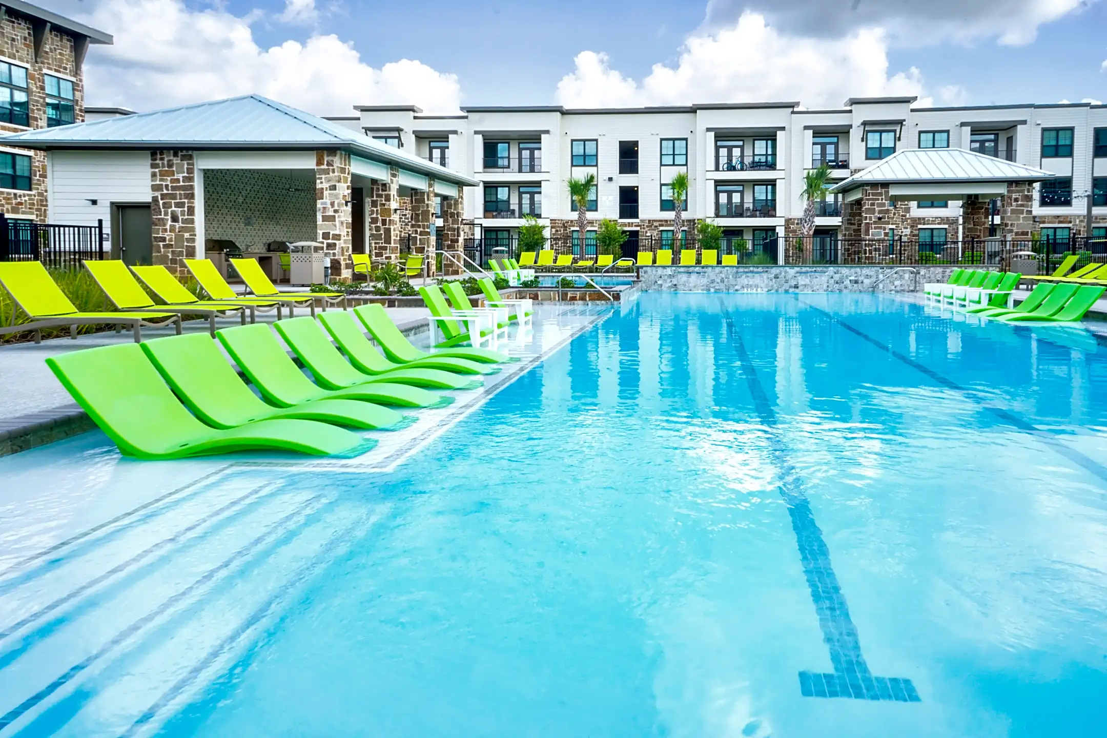 Parklane Fulshear 27222 Fulshear Bend Dr Fulshear, TX Apartments