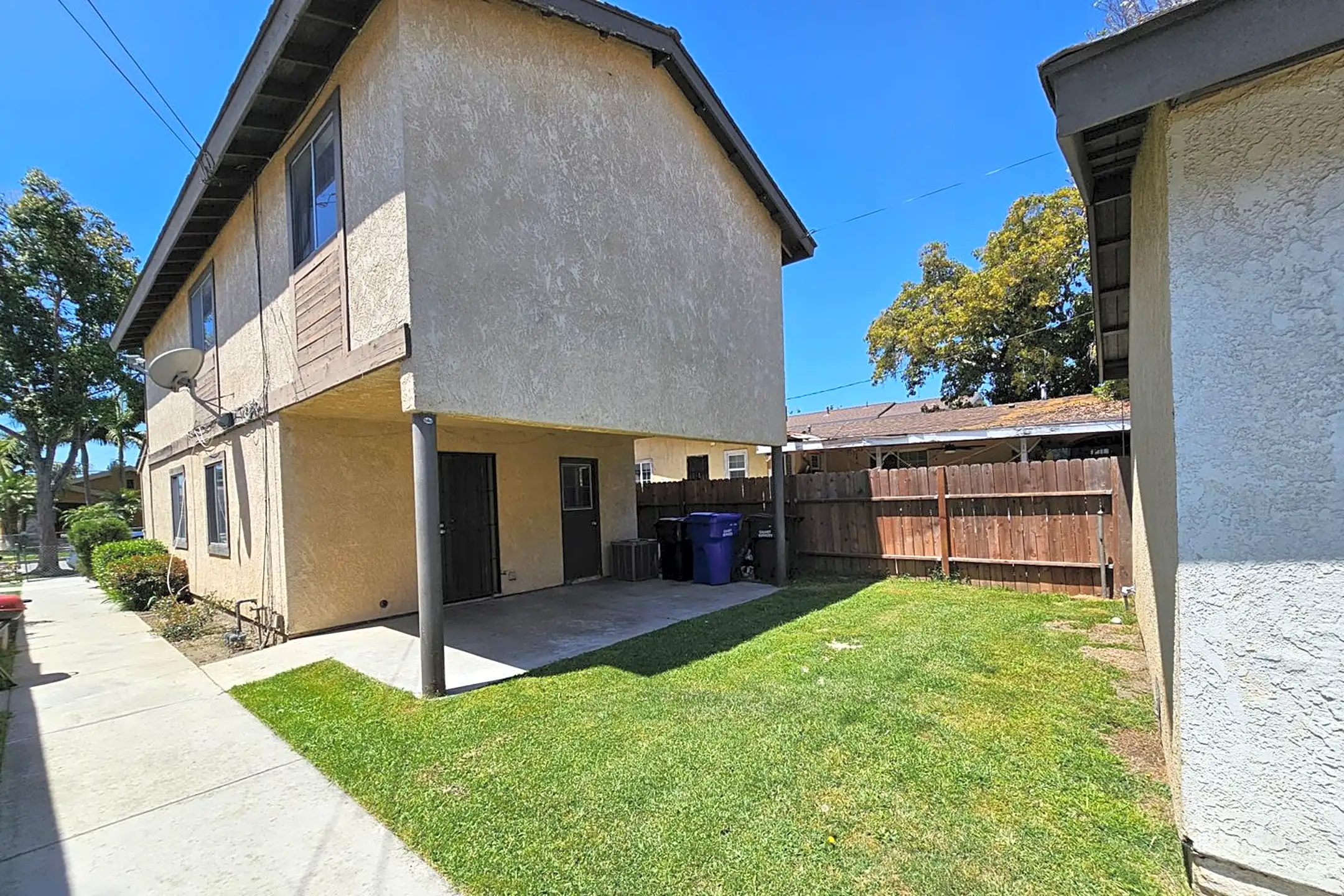 8141 Cheyenne Ave 8141 Cheyenne Ave unit 8139 Downey, CA Houses for