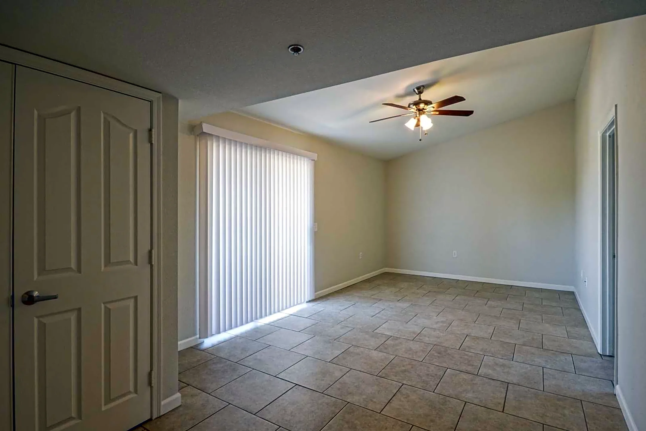 Riata Court- PER BED LEASE - 2875 East 6th Street | Tucson, AZ ...