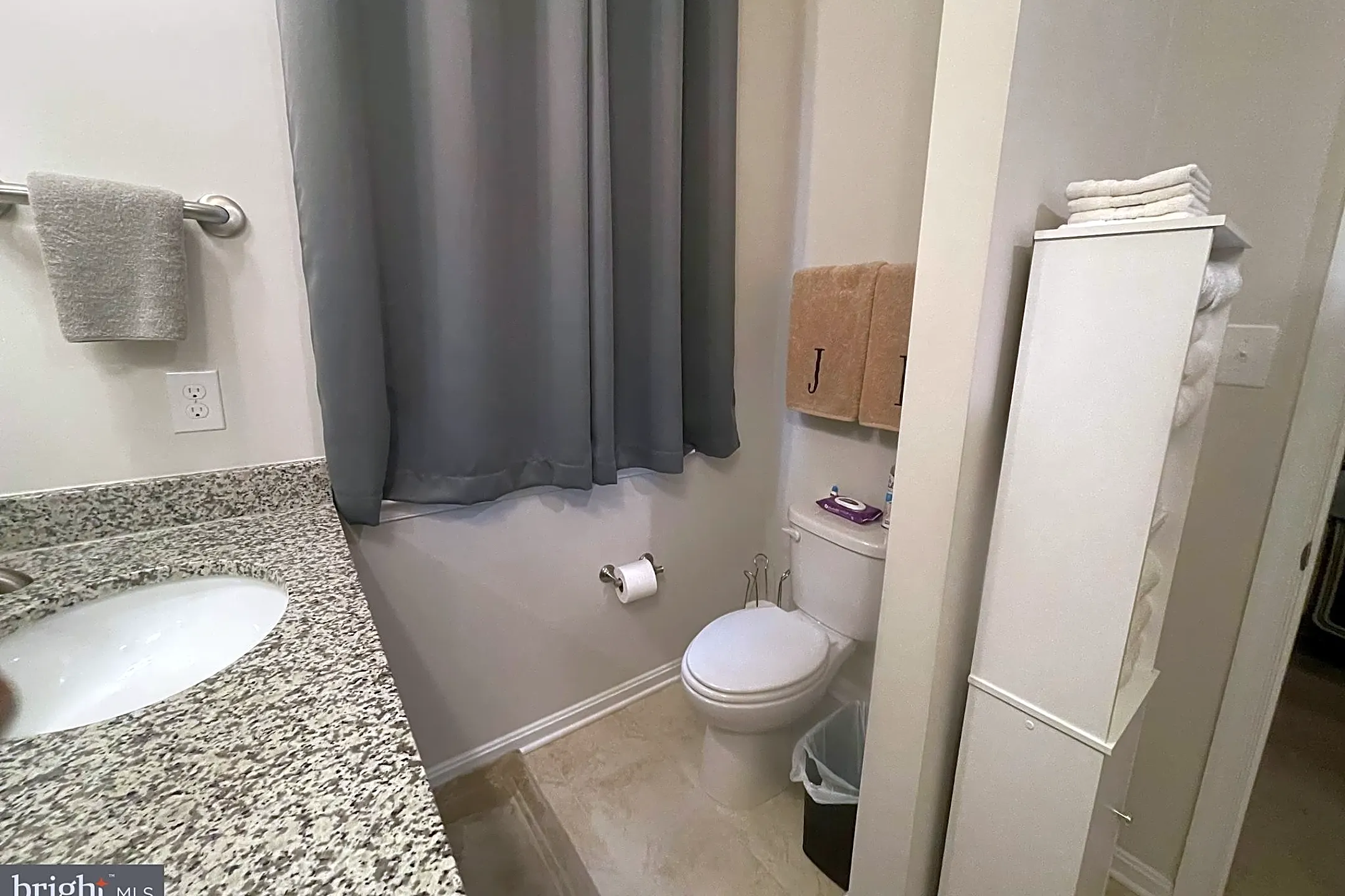 Bathroom - 9723 Orkney Pl - Waldorf, MD