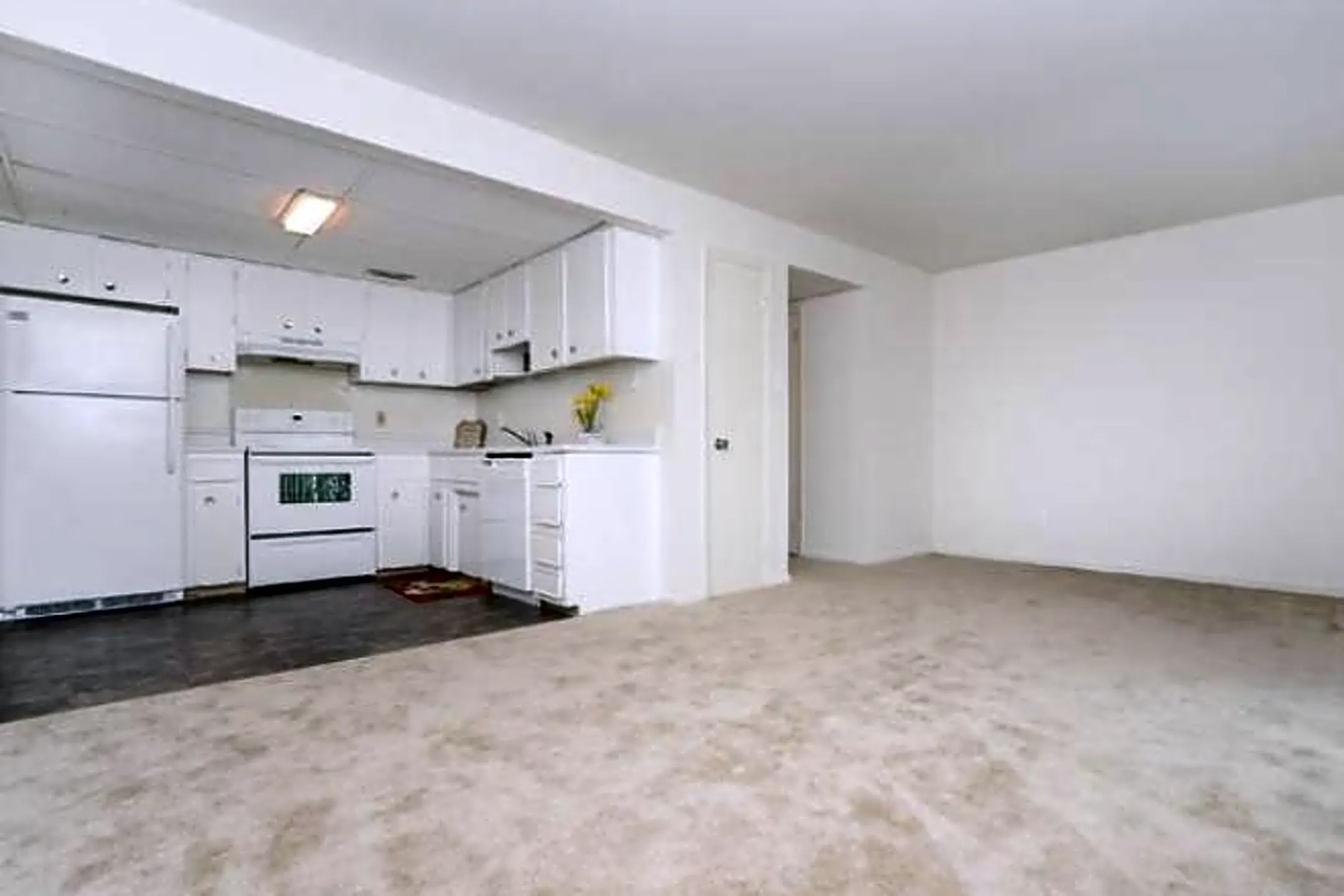 890 E Walnut Rd Vineland, NJ Houses for Rent Rent.