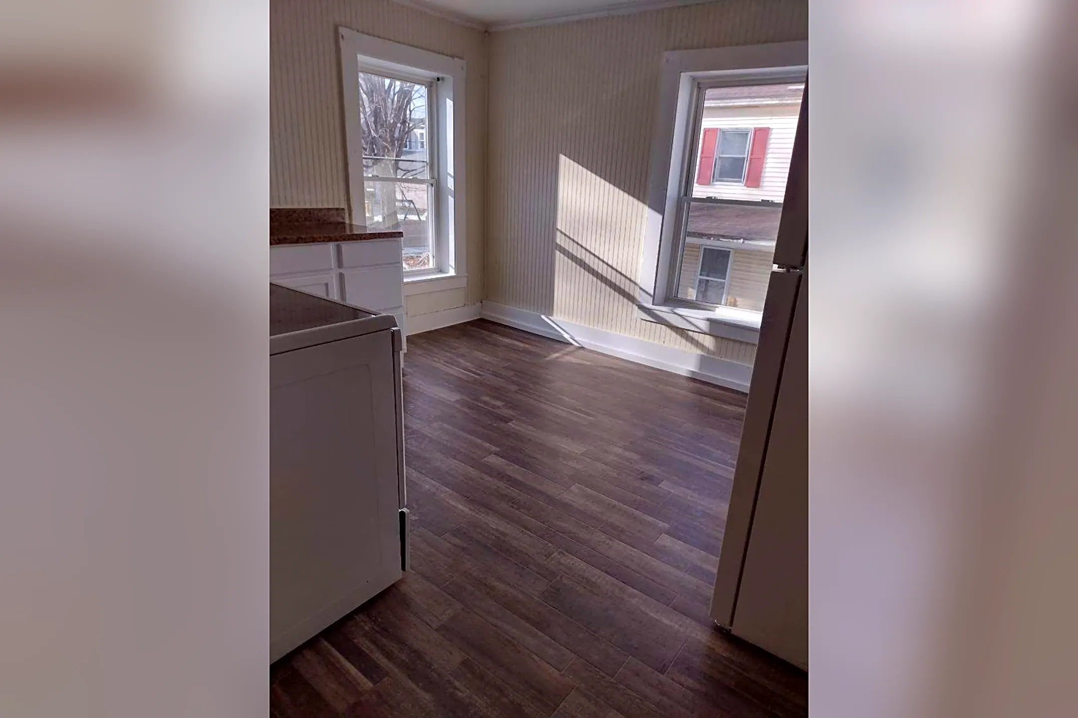 12 Shaw St Apartments Newport, ME 04953