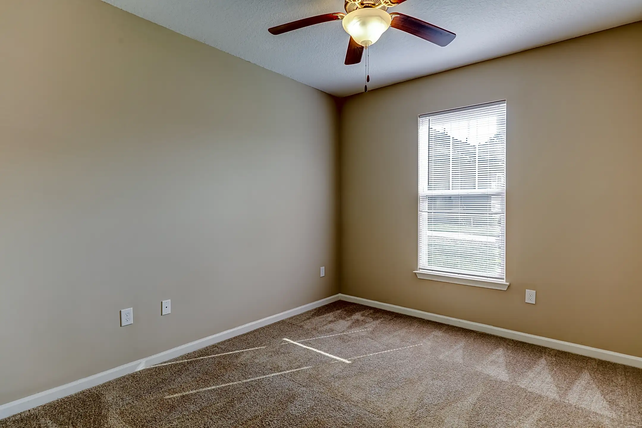 Cambridge Oaks II 107 Kings Oak Cir Kings Mountain, NC Apartments