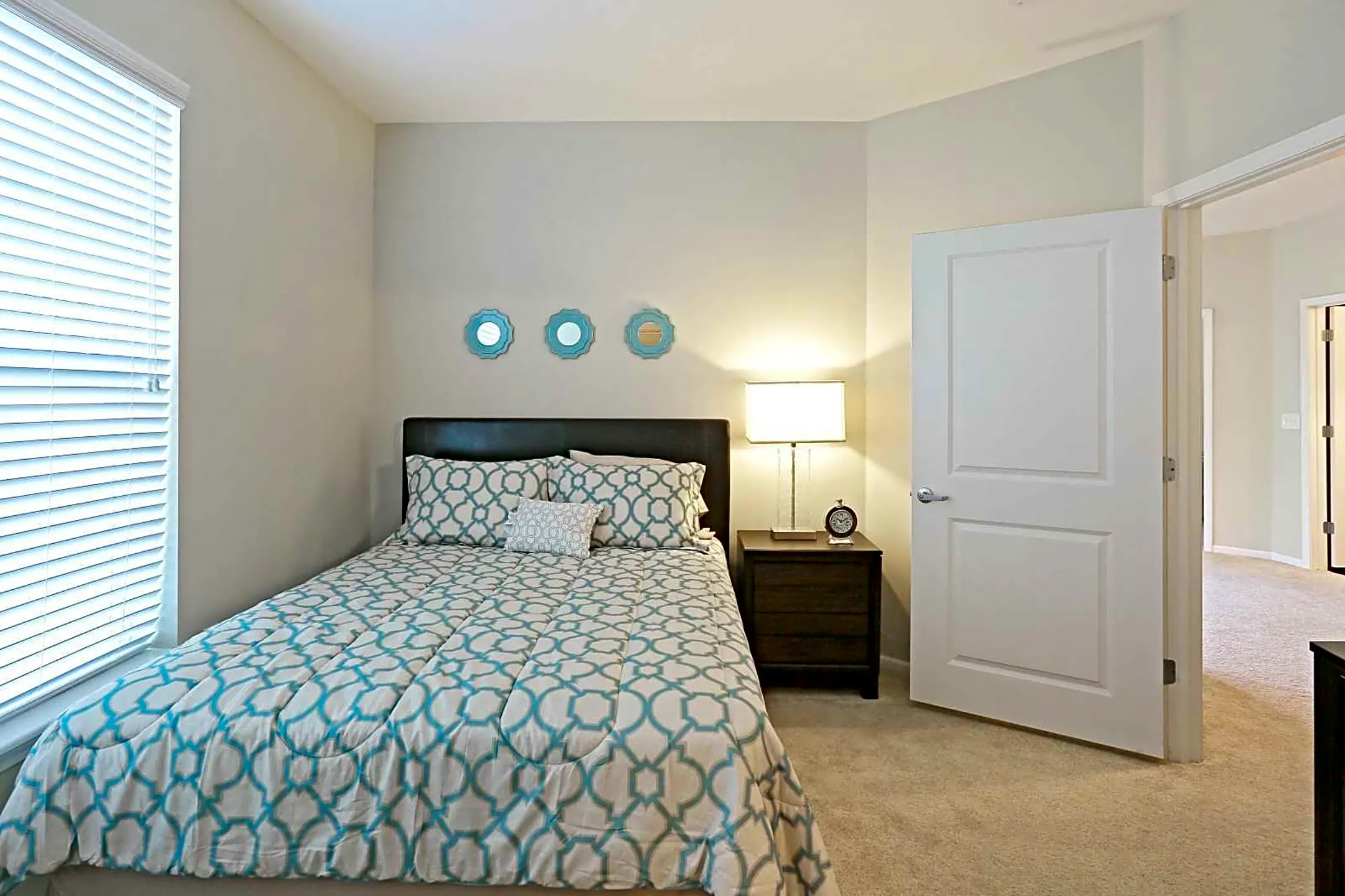 Bedroom - Oak Grove Crossing Luxury Apartment Homes - Newburgh, IN