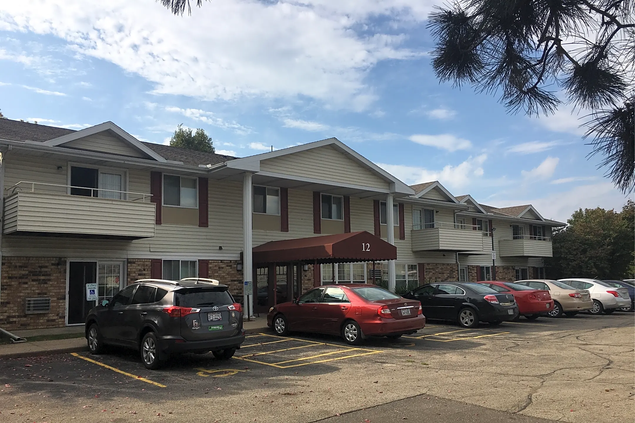 Dempsey Commons Apartments - Madison, WI 53714