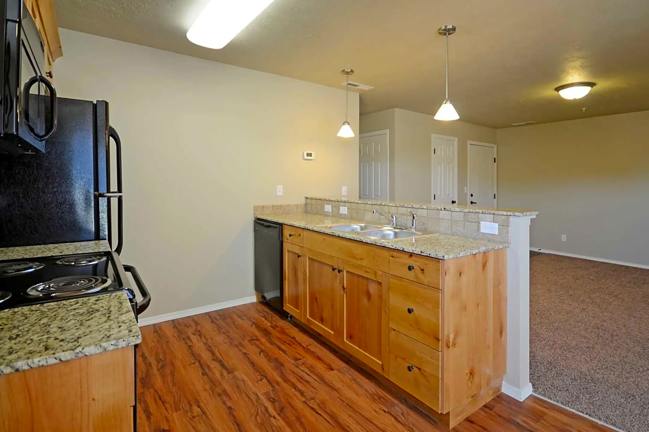 Kitchen - Aberdeen Apartments - Boise, ID