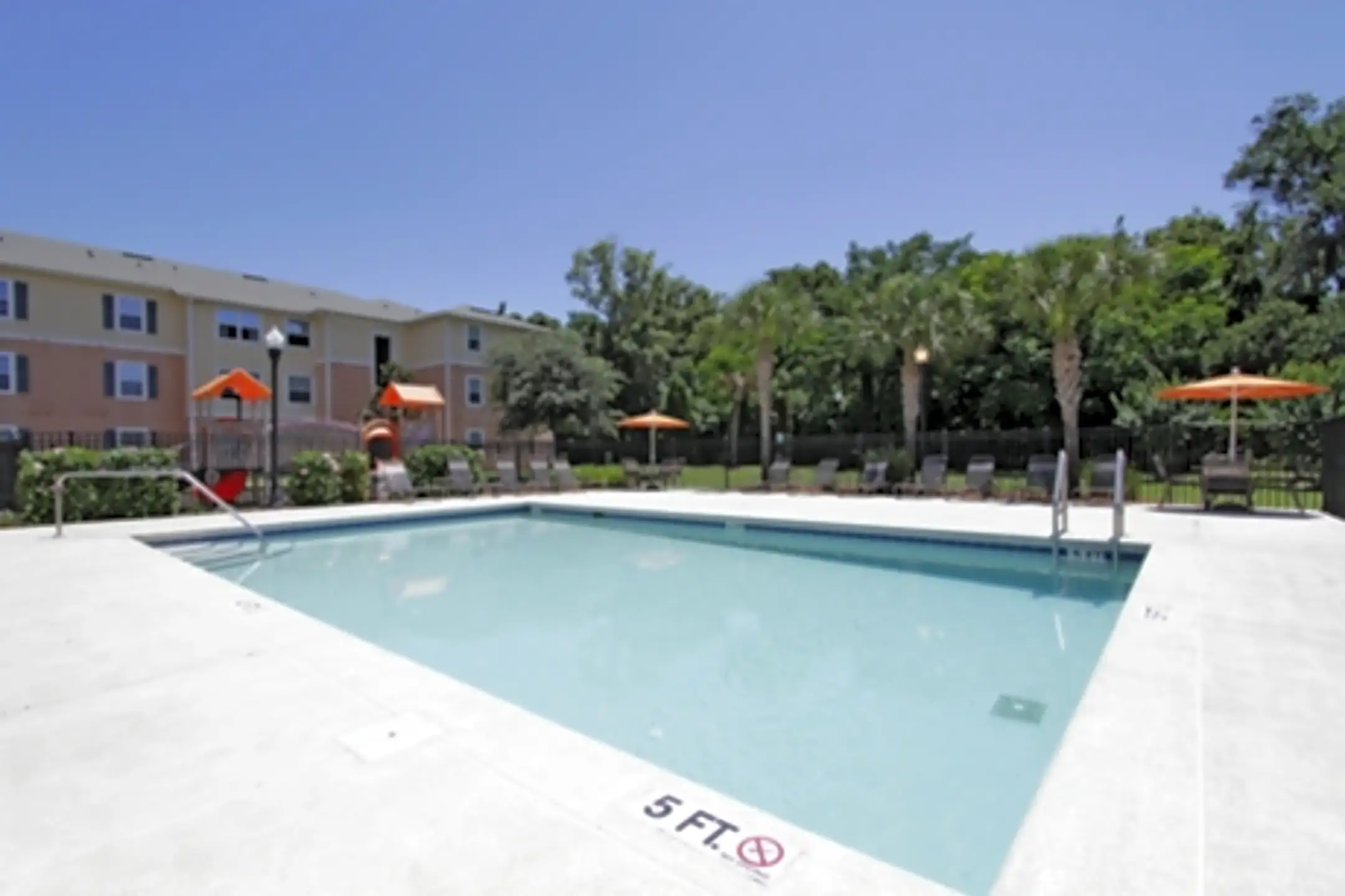 Summerlin Oaks Apartments 980 E Church St Bartow, FL Apartments for