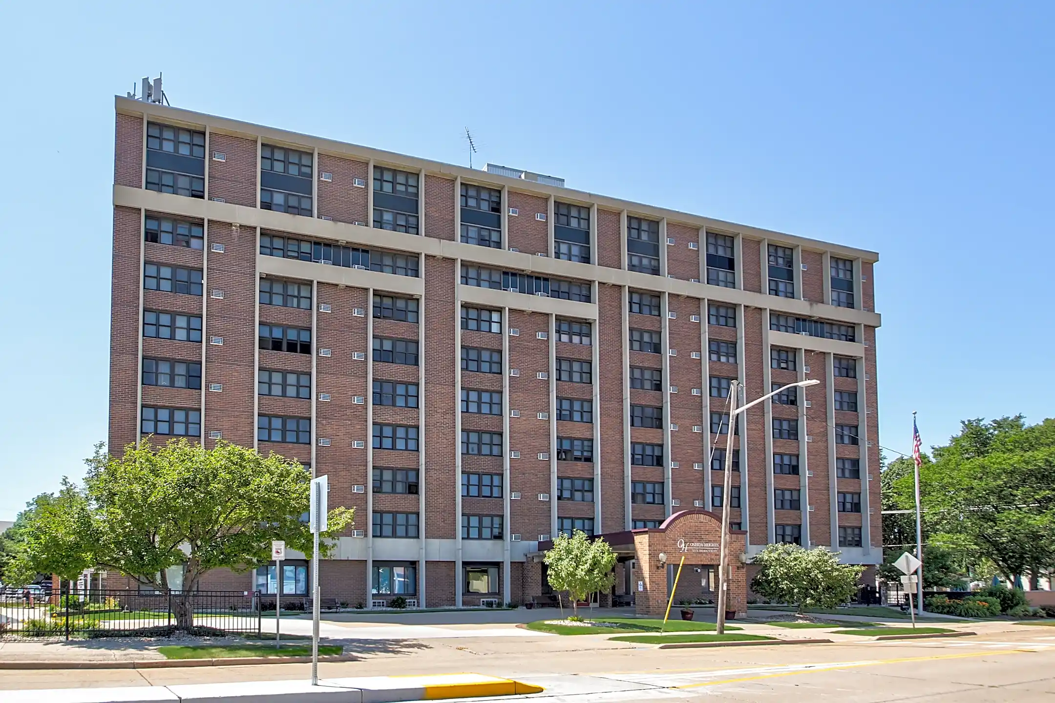 Oneida Heights 525 N Oneida St Appleton, WI Apartments for Rent Rent.