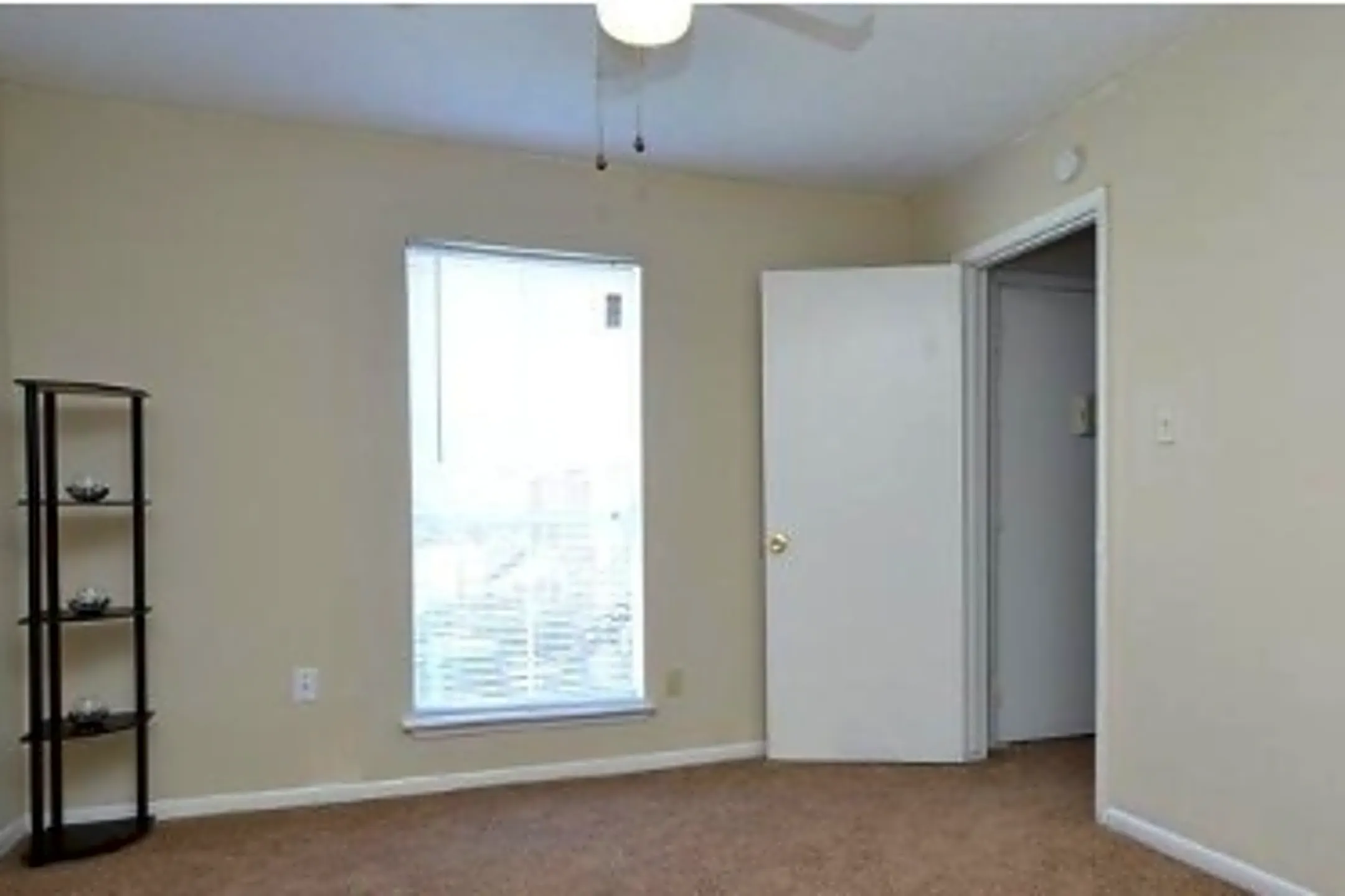 Pine Creek Apartments Houston, TX 77013