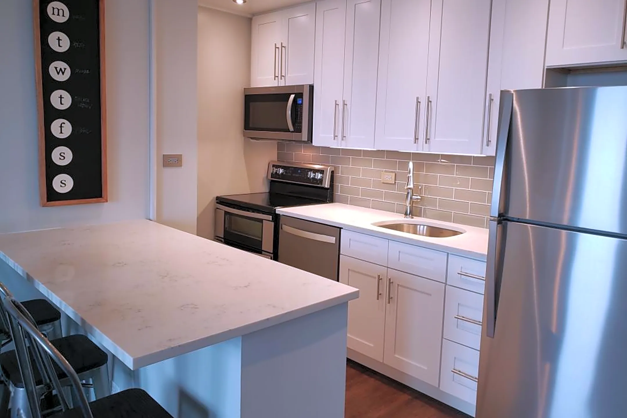 2150 N Lincoln Park W 2150 N Lincoln Park W unit 811 Chicago, IL