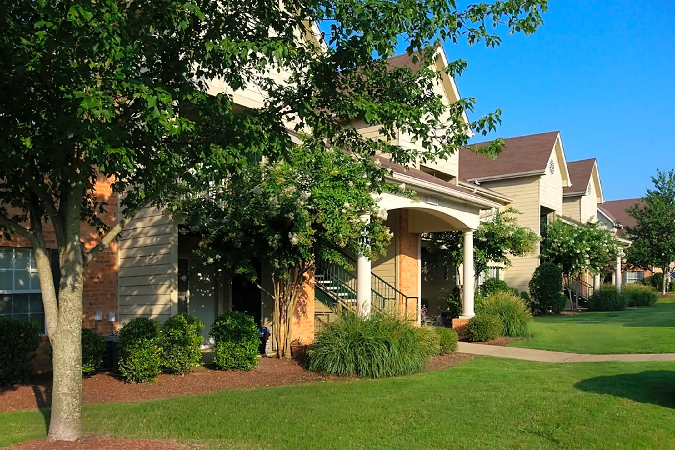 Magnolias At Hernando 2321 McIngvale Rd Hernando, MS Apartments for