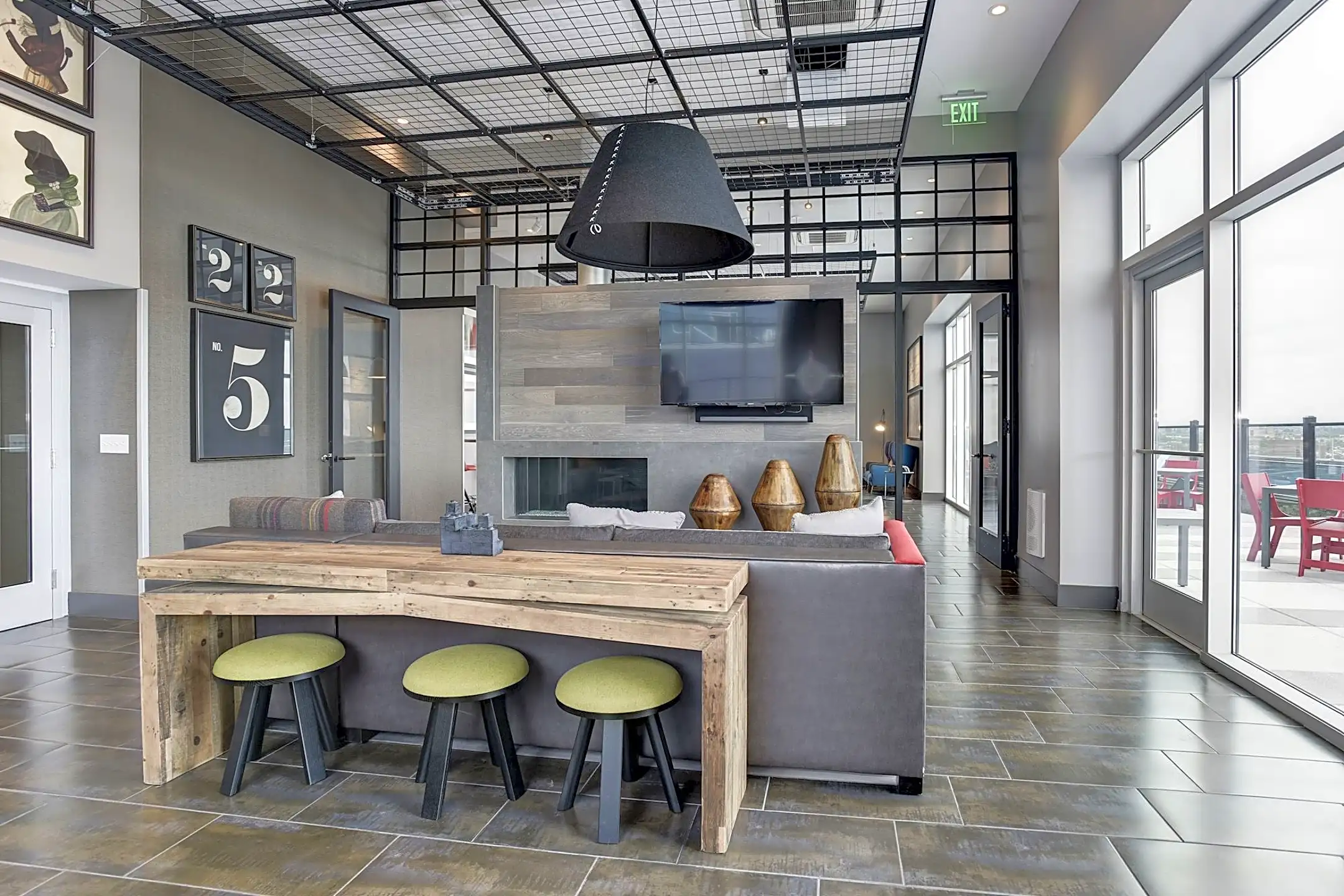 225 N CALVERT STREET APARTMENTS 225 N Calvert St Baltimore, MD