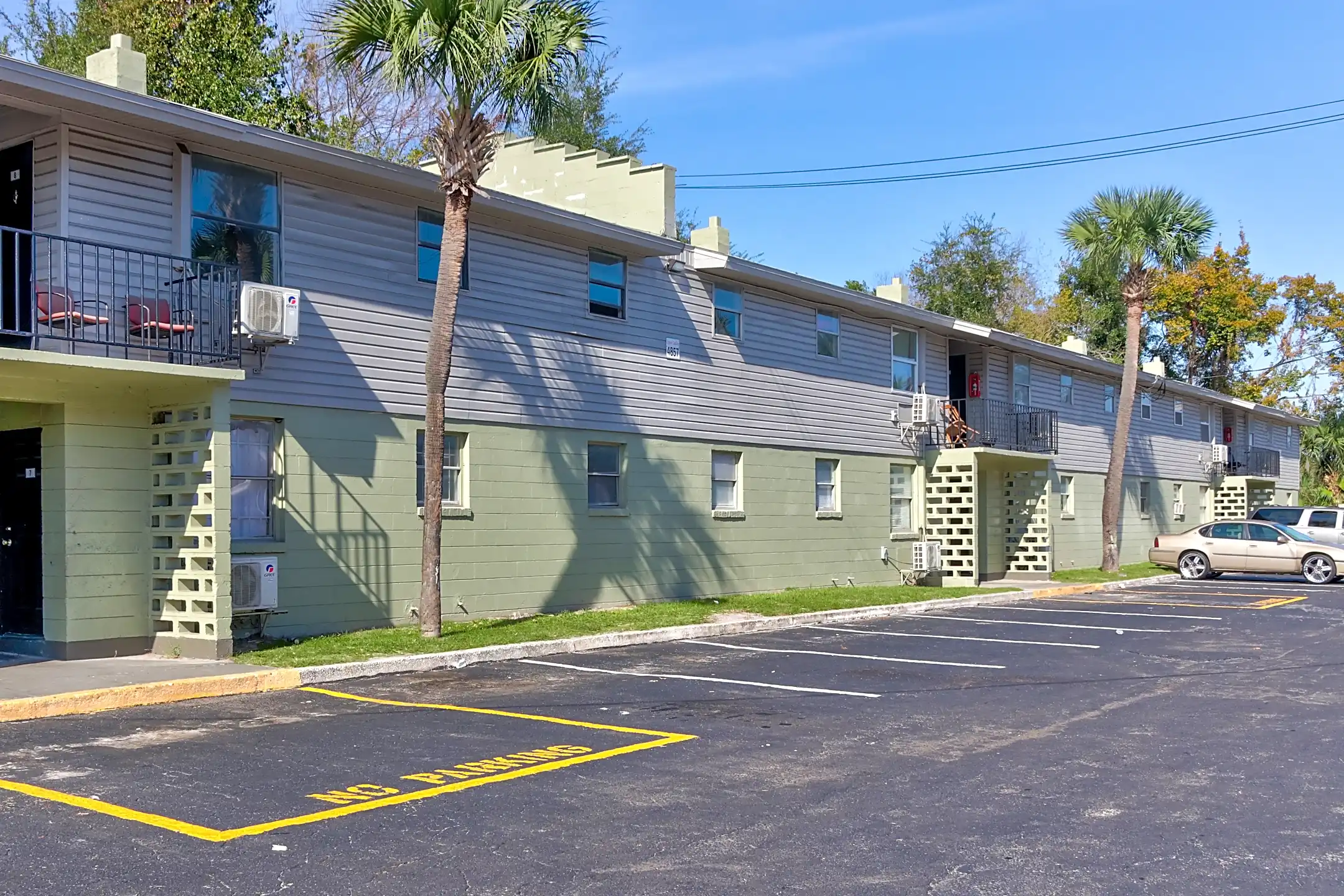 Cypress Landing Apartments Jacksonville, FL 32209