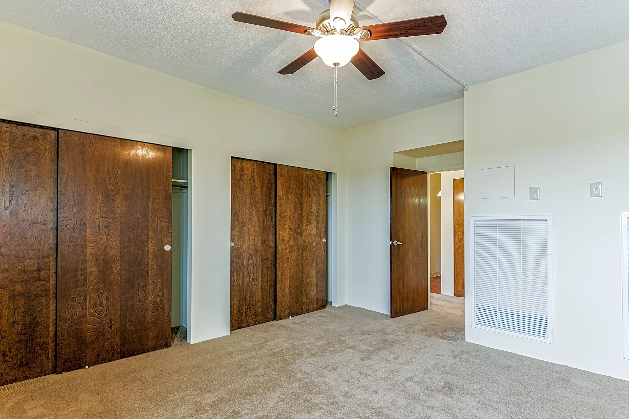 Governor's Manor Apartments 2100 E High St Springfield, OH