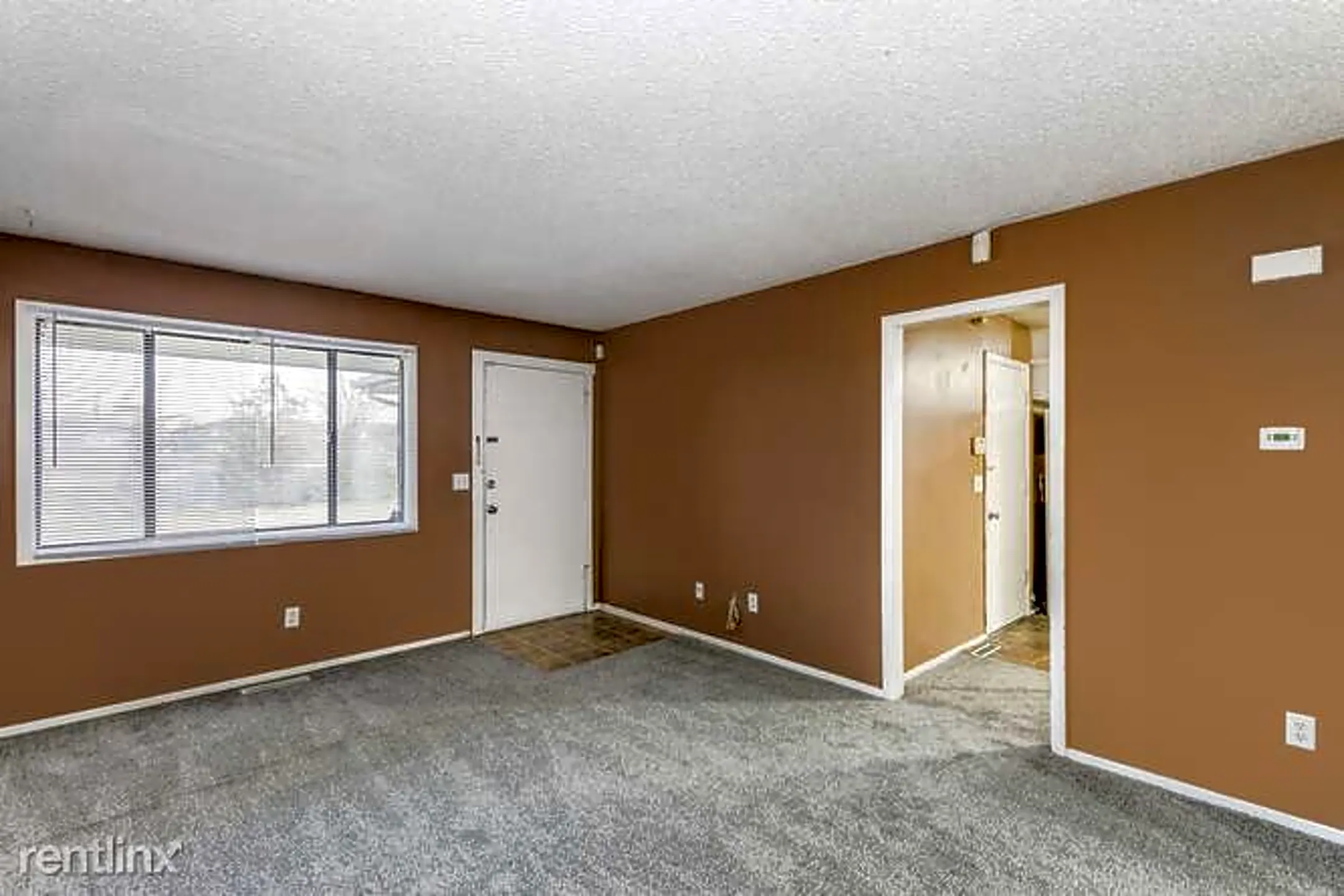 Living Room - 9419 E Bluestem St - Wichita, KS