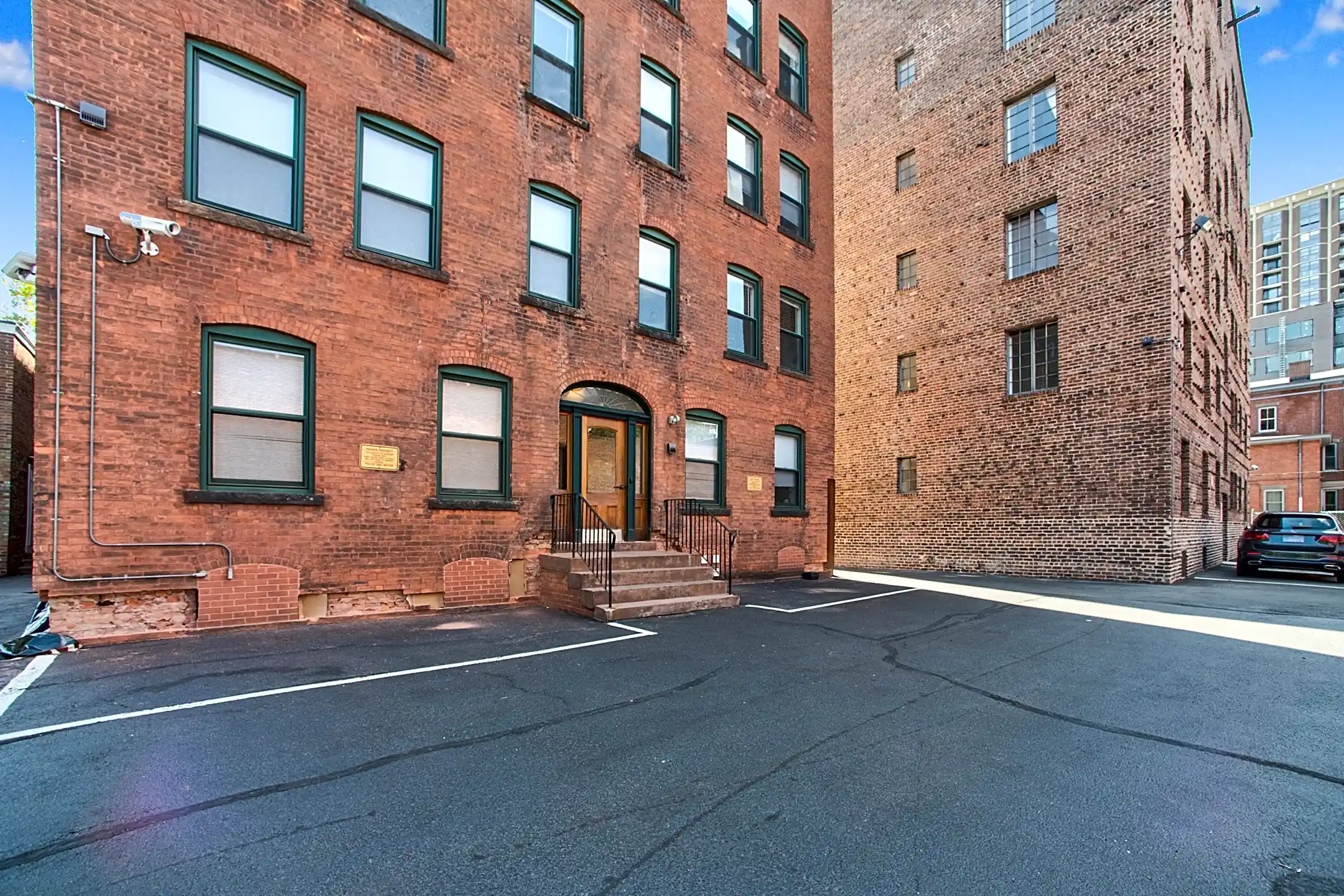 Building - Cambridge Oxford Apartments - New Haven, CT