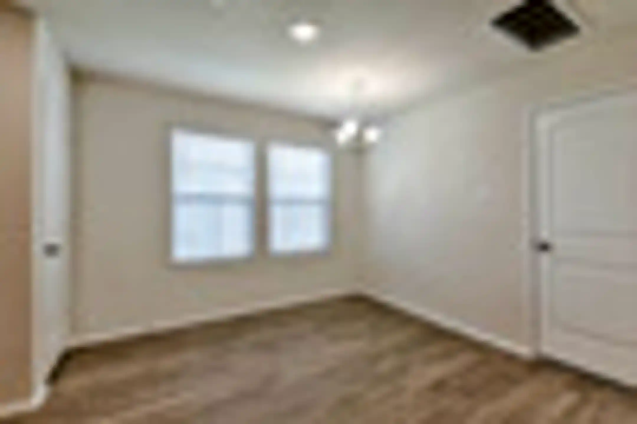 Bedroom - 9266 Laiden Crk Trl - Conroe, TX