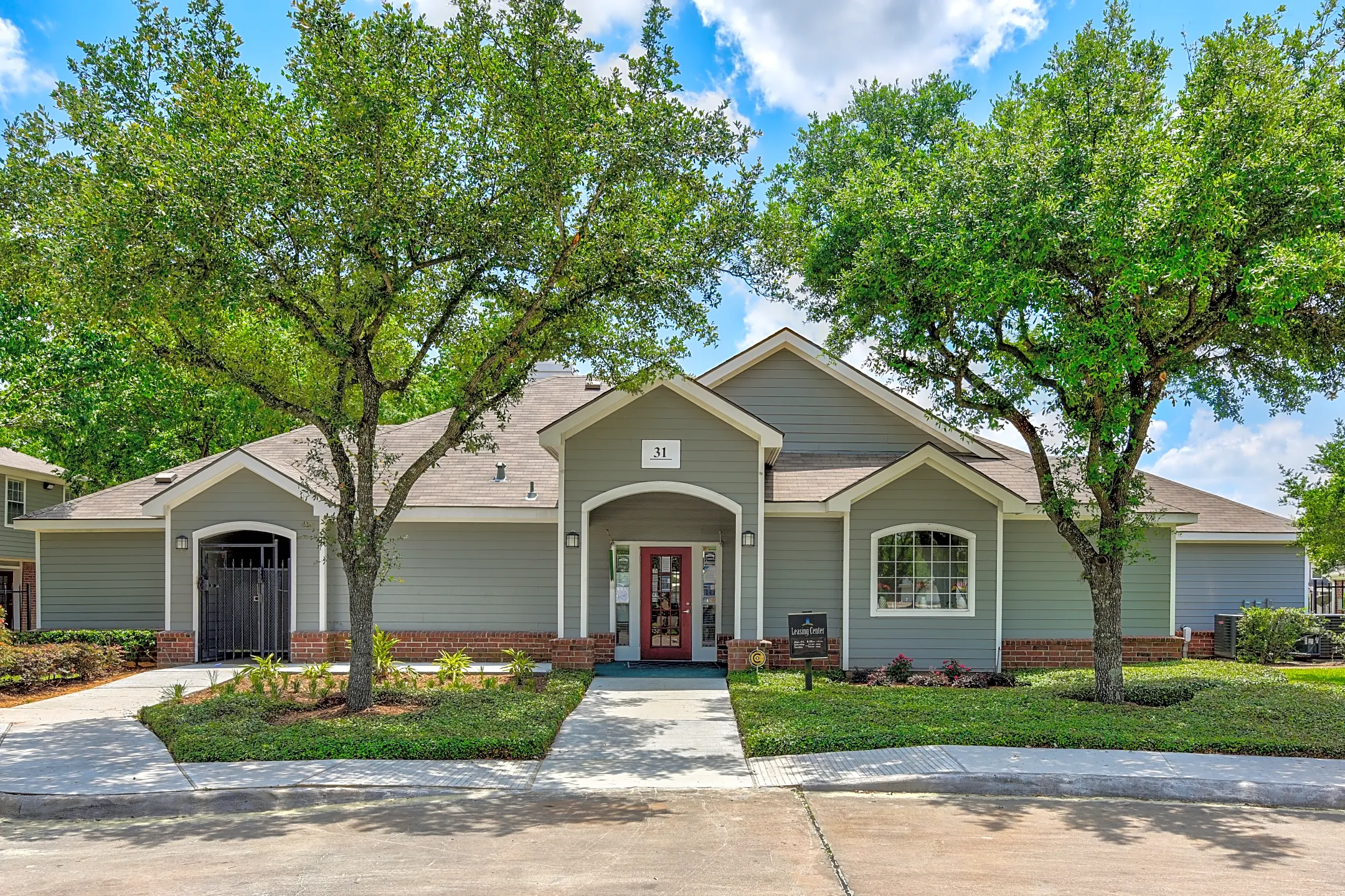 Clubhouse - Park Yellowstone Townhomes - Houston, TX