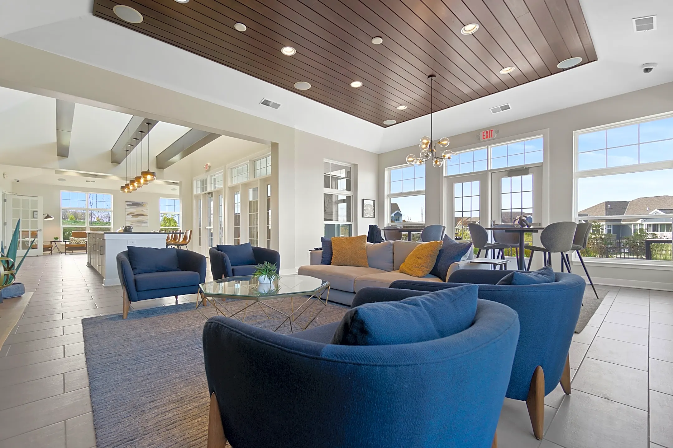 Drexel Ridge Apartments Oak Creek, WI 53154