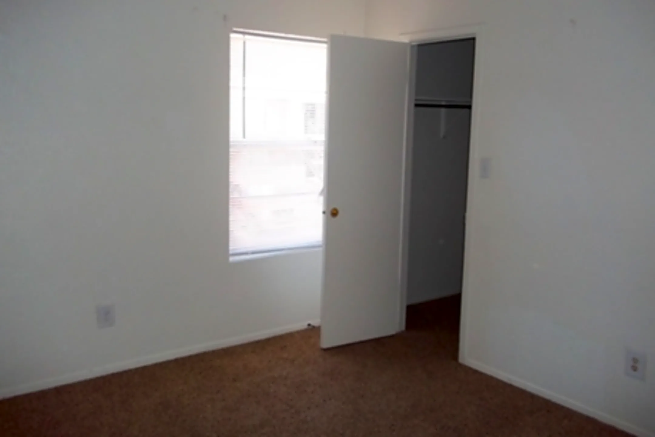 Rock Island Apartments - 2002 Rock Island Rd | Irving, TX for Rent | Rent.